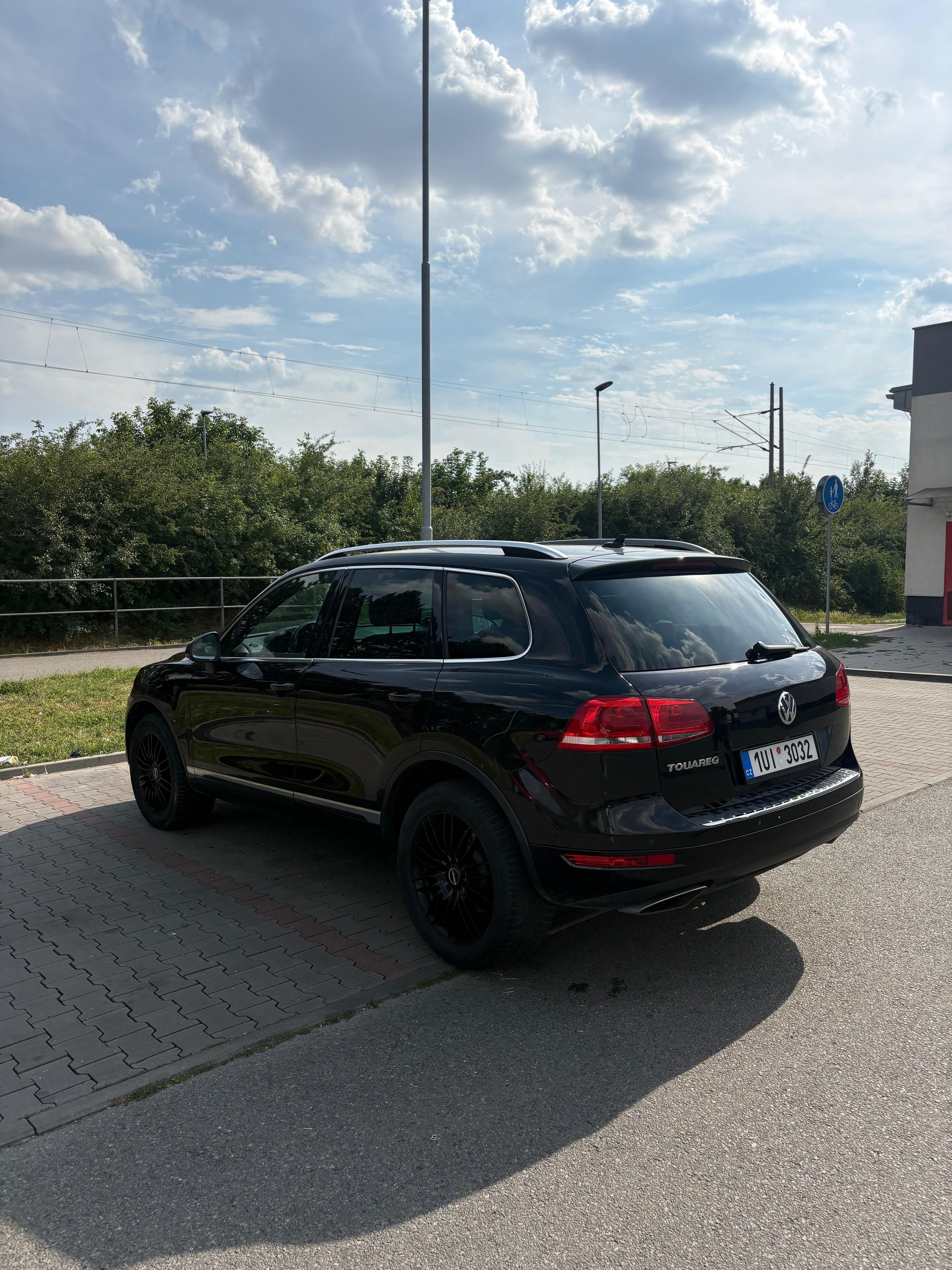 Volkswagen Touareg, 3.0 TDI V6,176KW, na pružinách - fotka 3