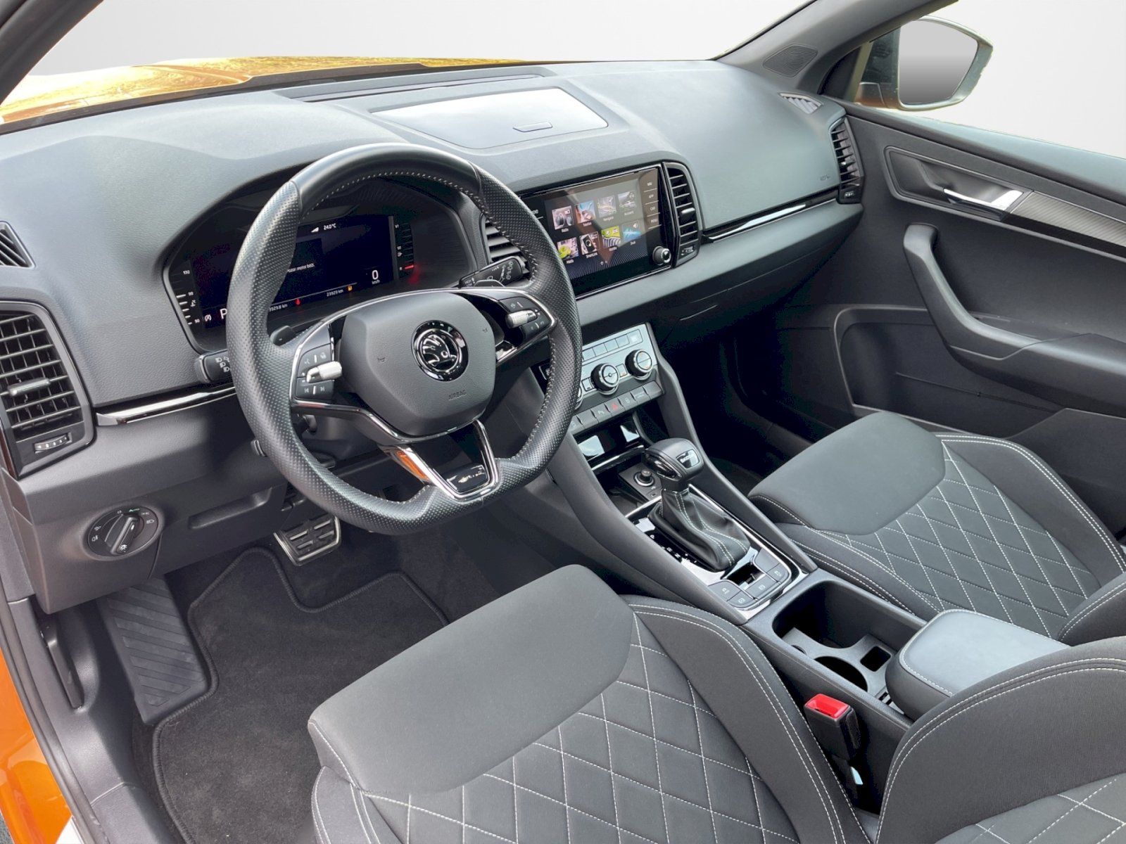 Škoda Karoq, 1.5 TSI 110kW Sportline DSG - fotka 5