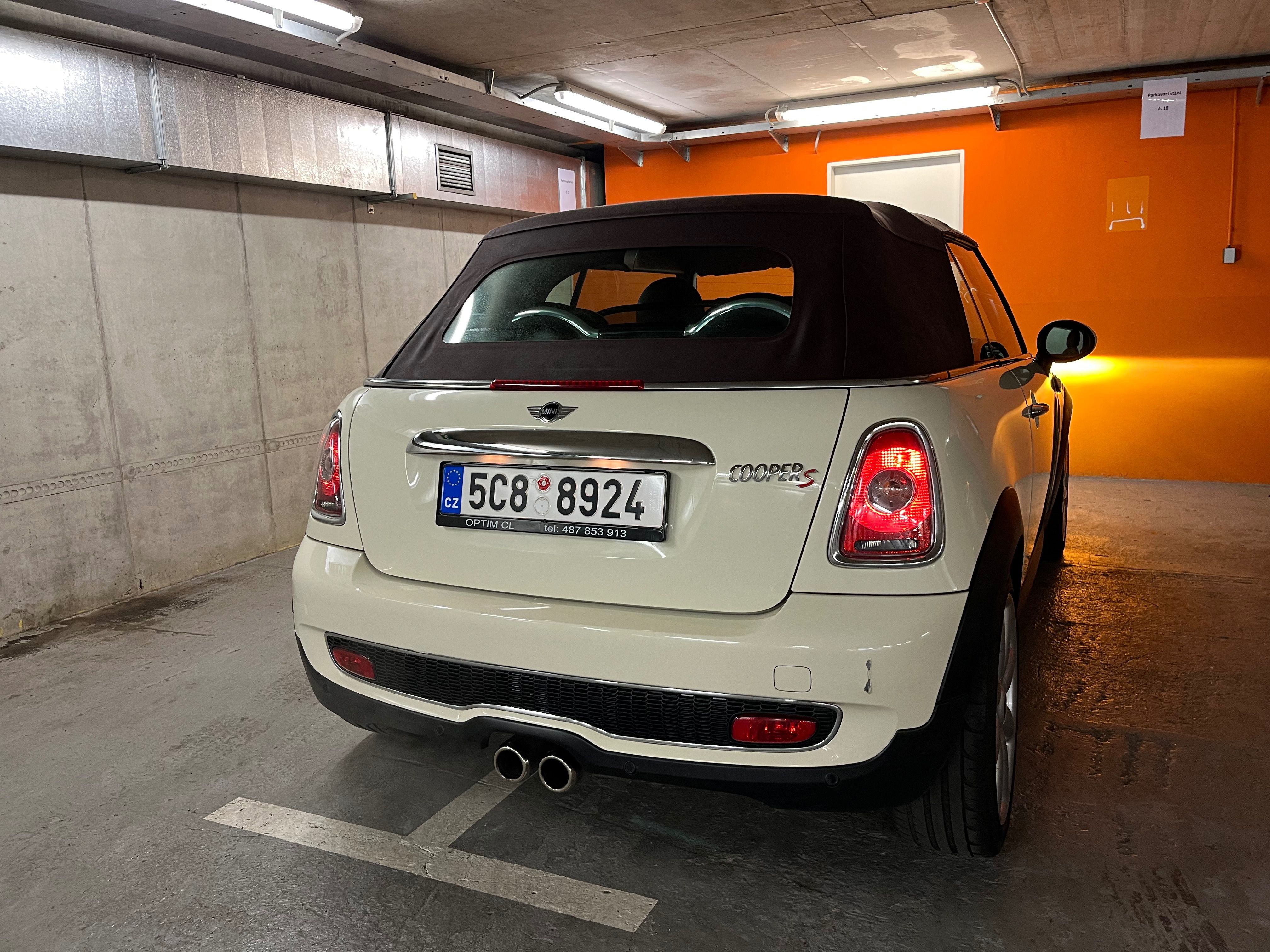 Mini Cooper S, MINI Cooper S Cabrio R57 - fotka 5