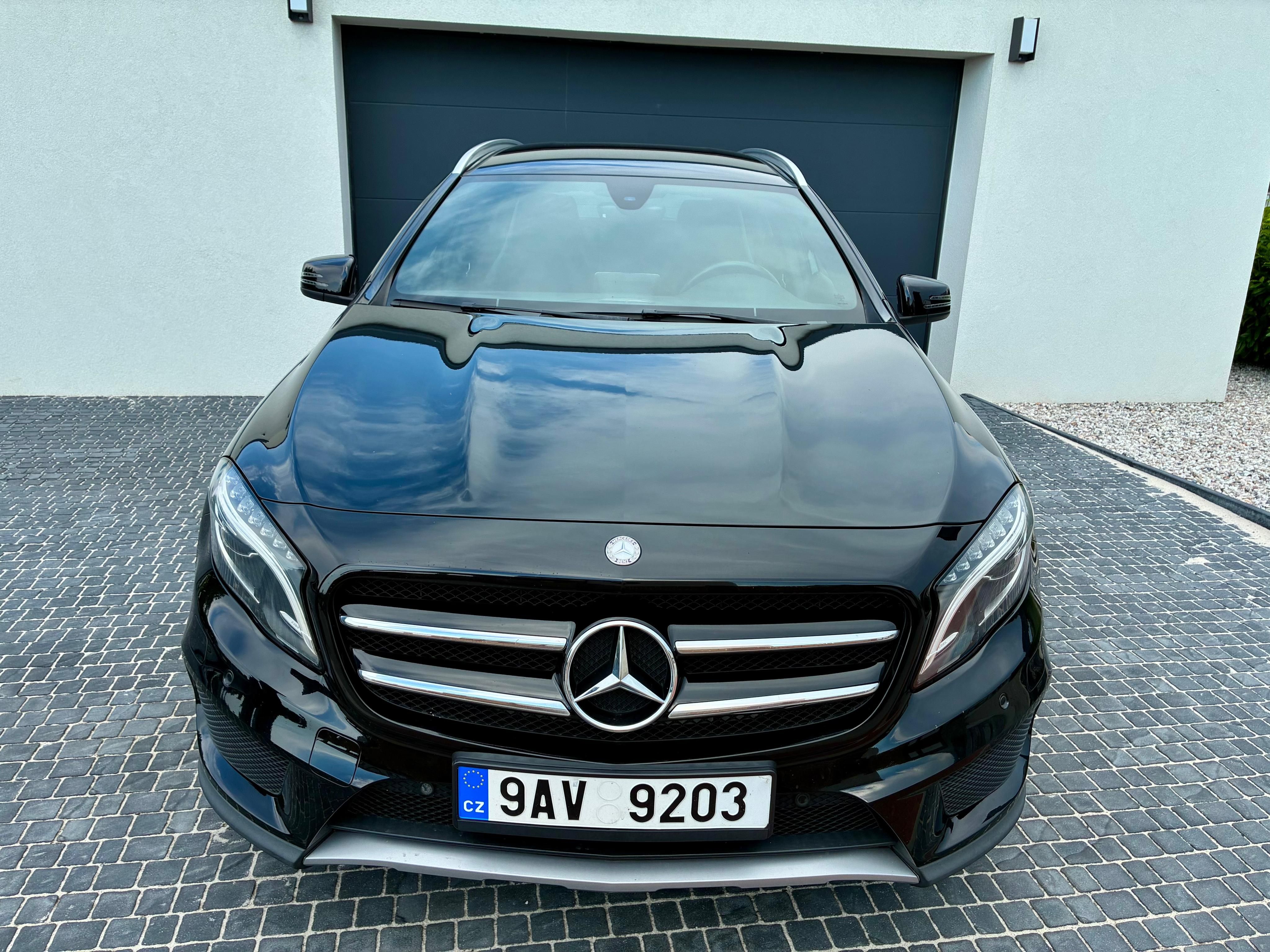 Mercedes-Benz GLA, 200d 4matic AMG koup.ČR - fotka 2