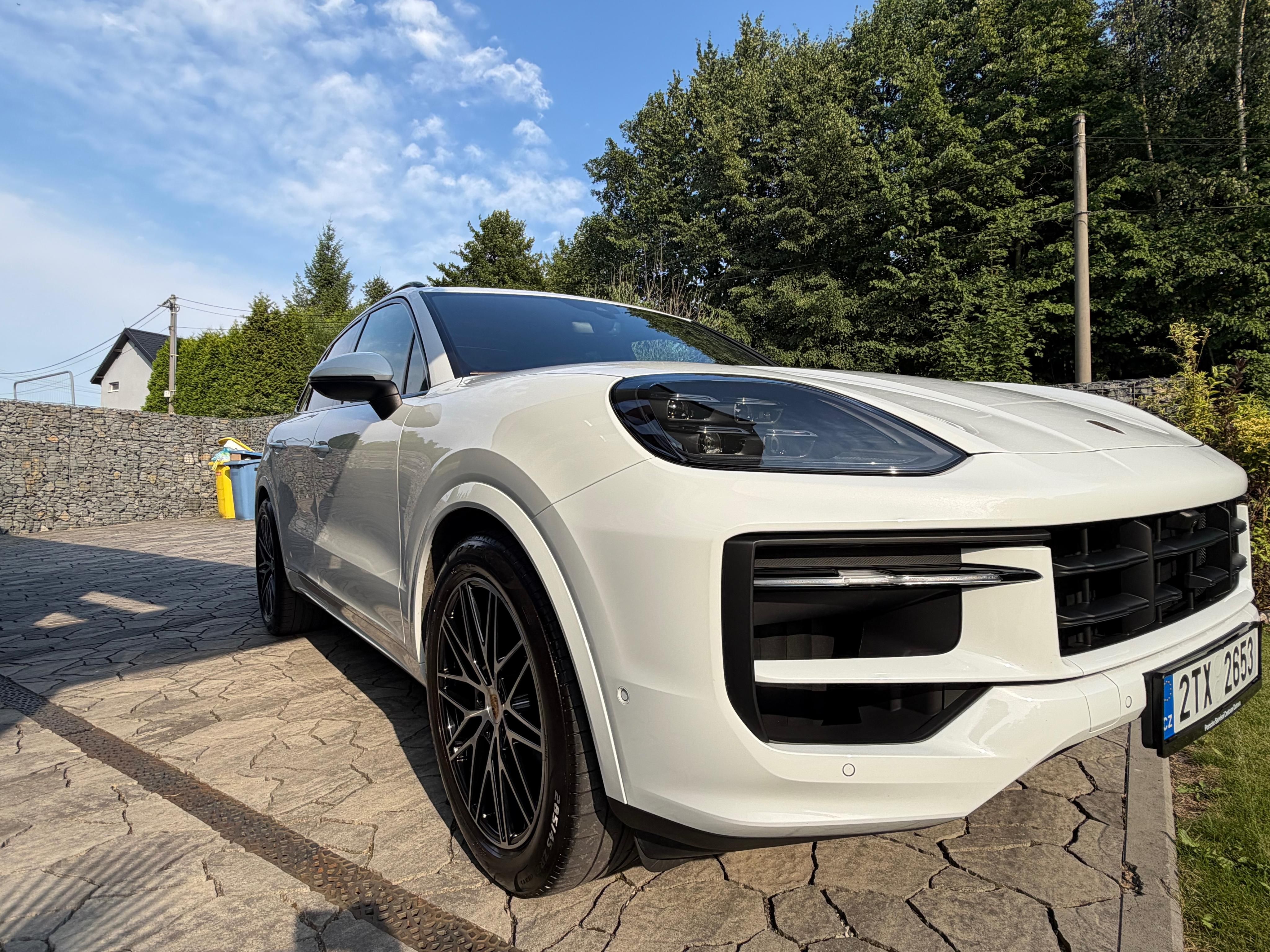 Porsche Cayenne, 3.0 Sport Chrono - fotka 2