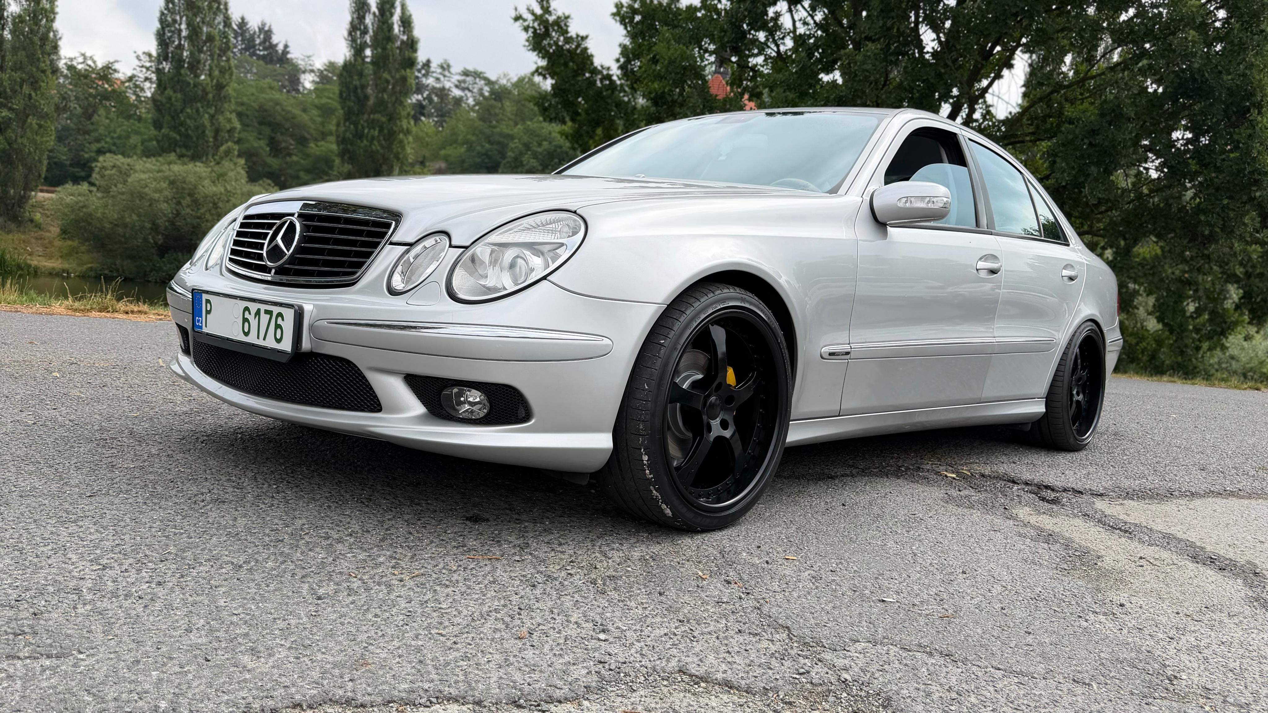 Mercedes-Benz Třídy E, E240 V6 W211 benzin+LPG AMG - fotka 5
