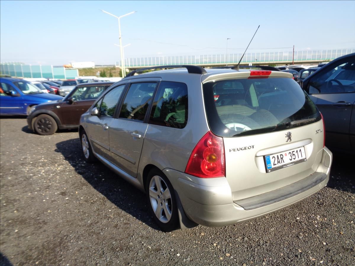 Peugeot 307, 1,6 - fotka 5