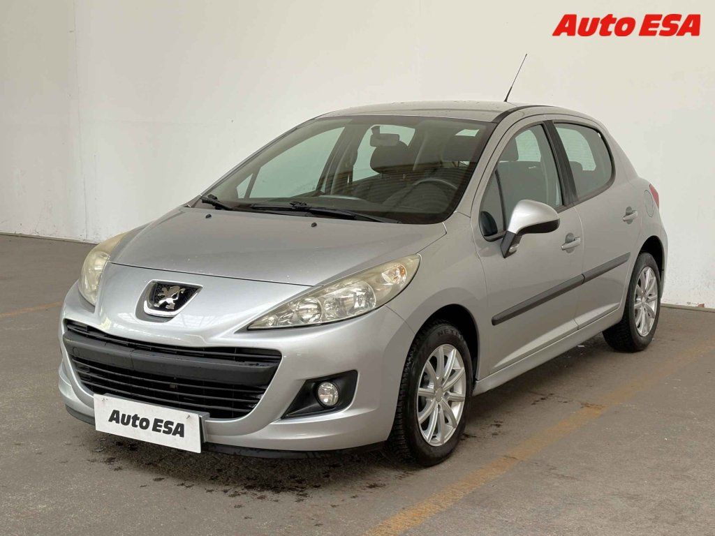Peugeot 207, 1.4,ČR - fotka 3