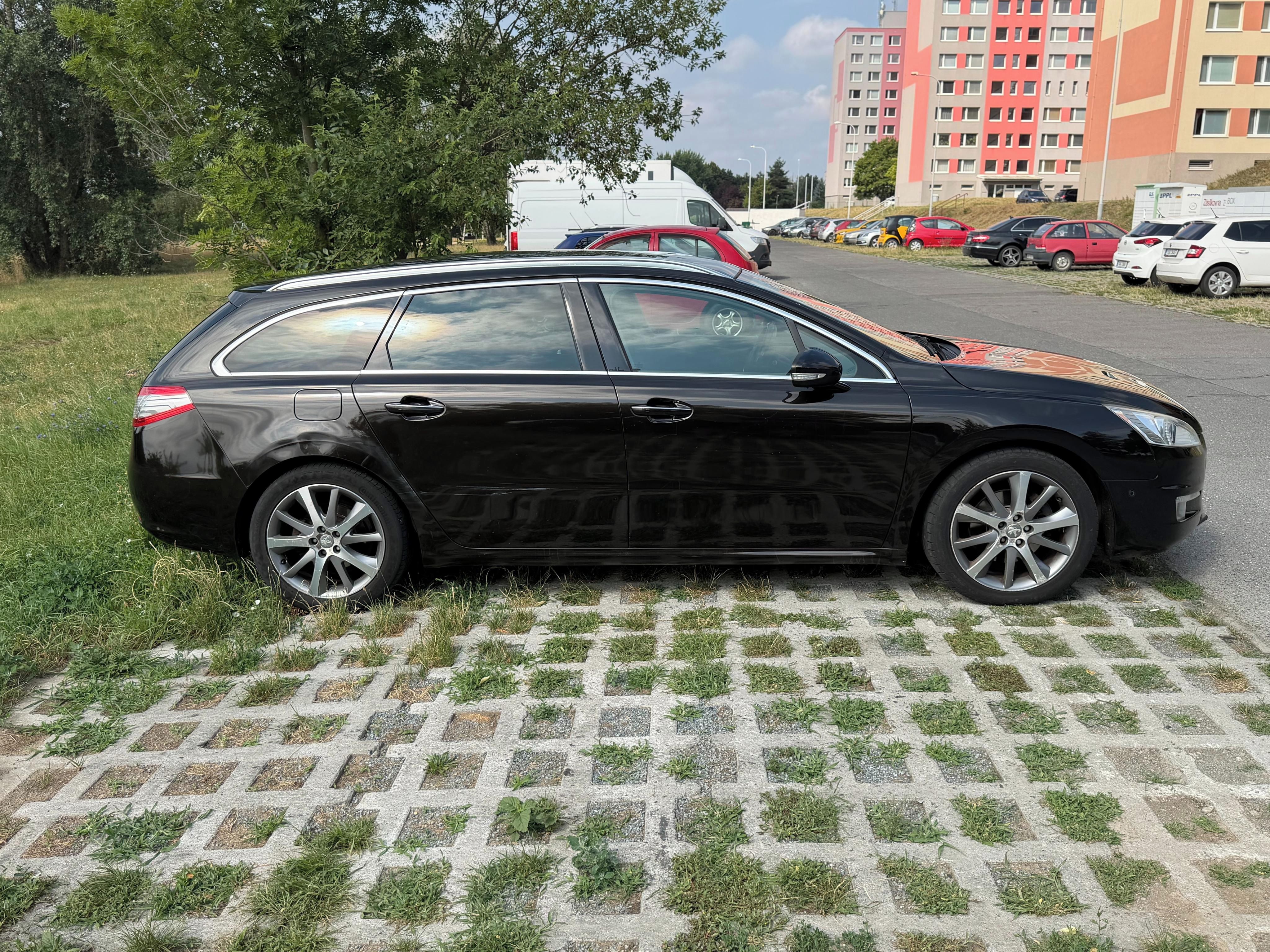 Peugeot 508, Peugeot 508 SW 2.0 HDi automat - fotka 4