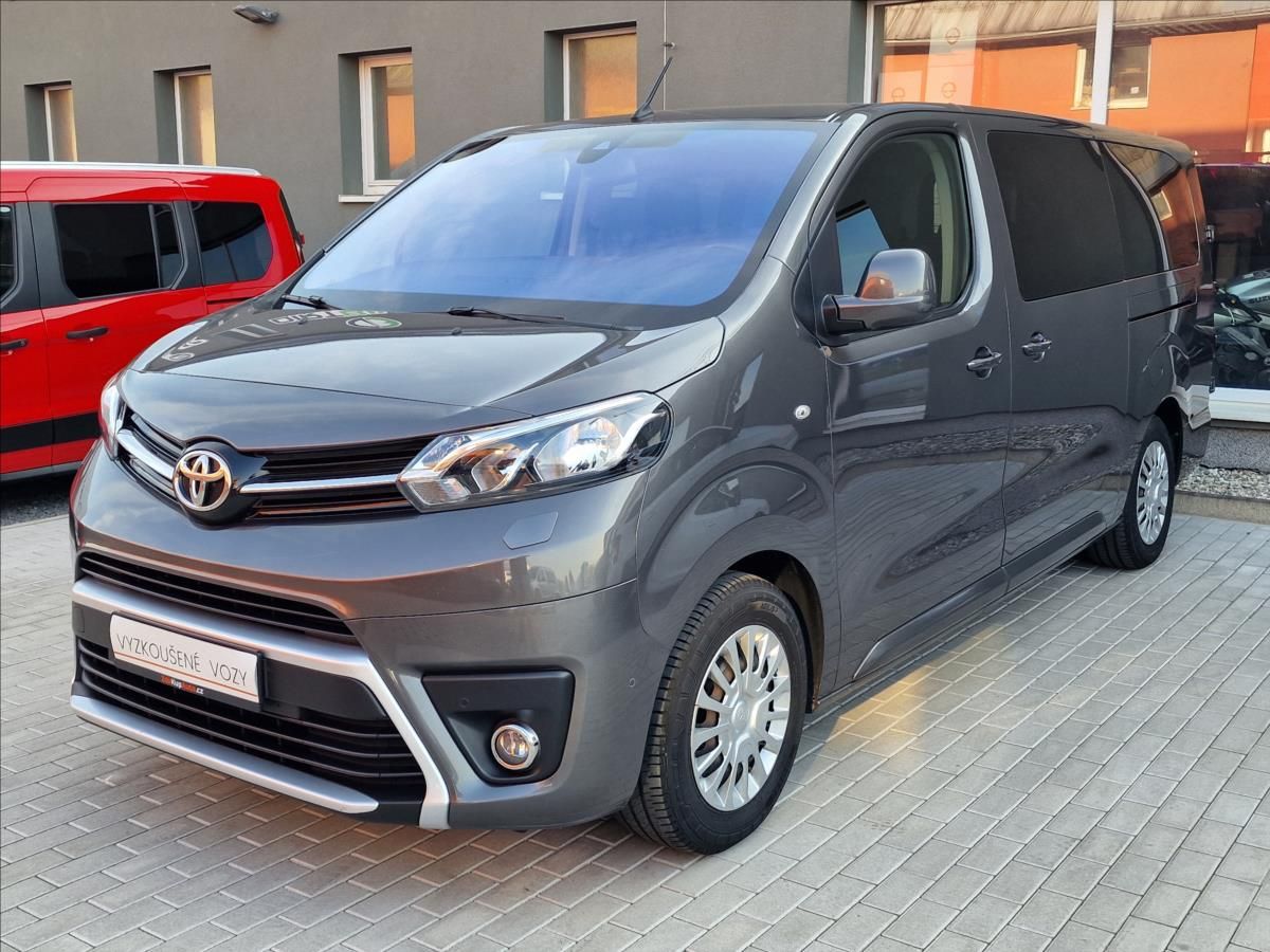 Toyota Proace Verso, 2.0 D-4d 106kw L2 Shuttle, ČR - fotka 5