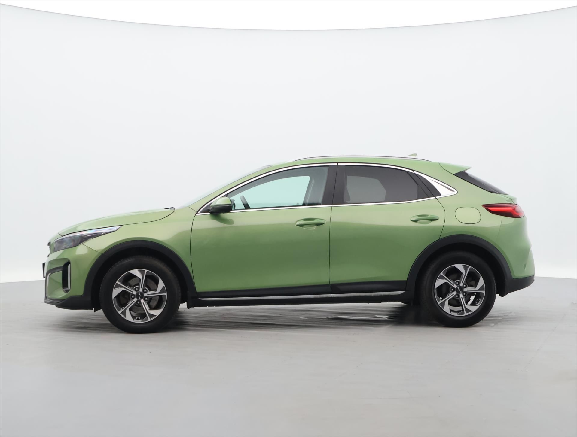 Kia XCee´d, 1,5 T-GDI 118 kW Exclusive DPH - fotka 4