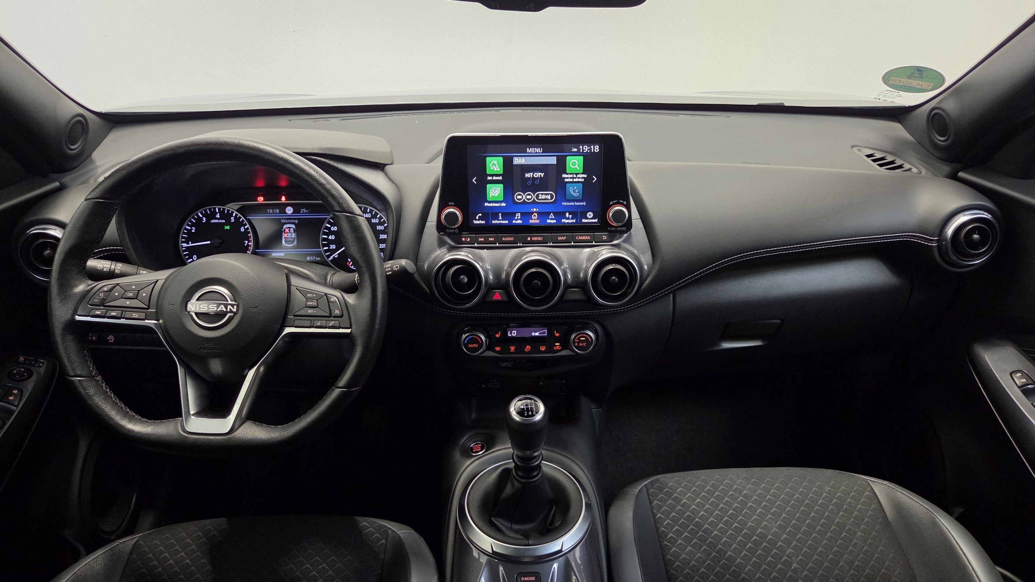 Nissan Juke, 1.0 DIG-T 84 kW N-Connecta - fotka 6