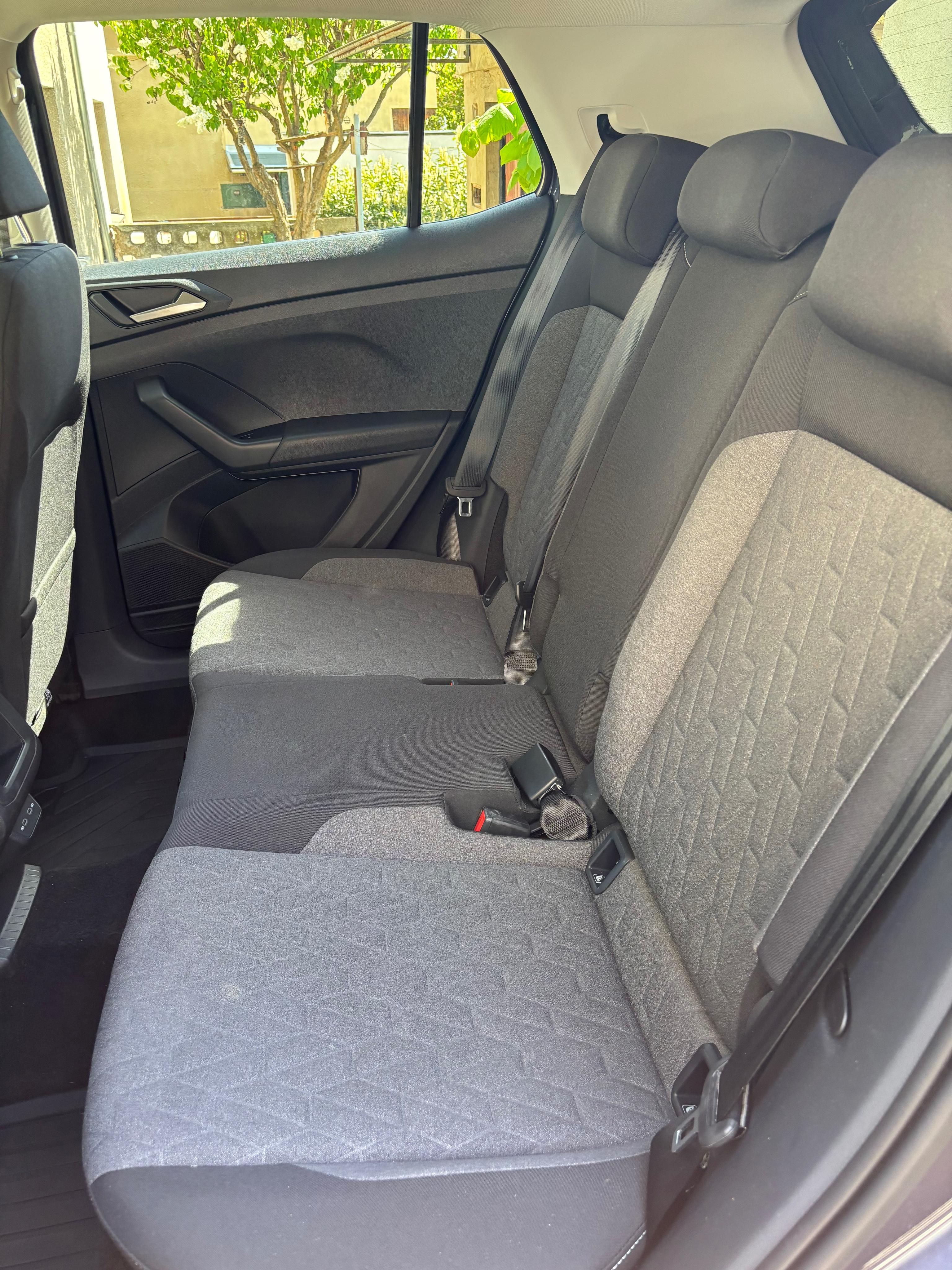 Volkswagen T-Cross, 1.0 85 kW - fotka 6