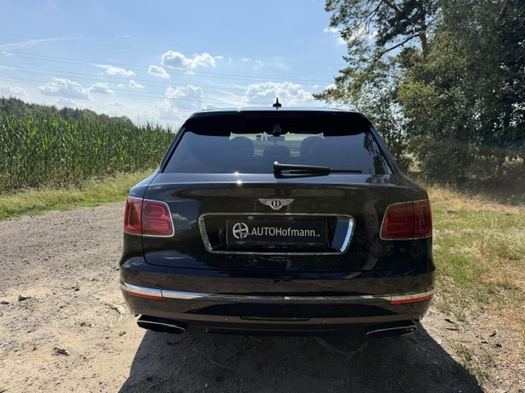 Bentley Bentayga, 6,0 V12 4WD,head-up, TOP STAV - fotka 5