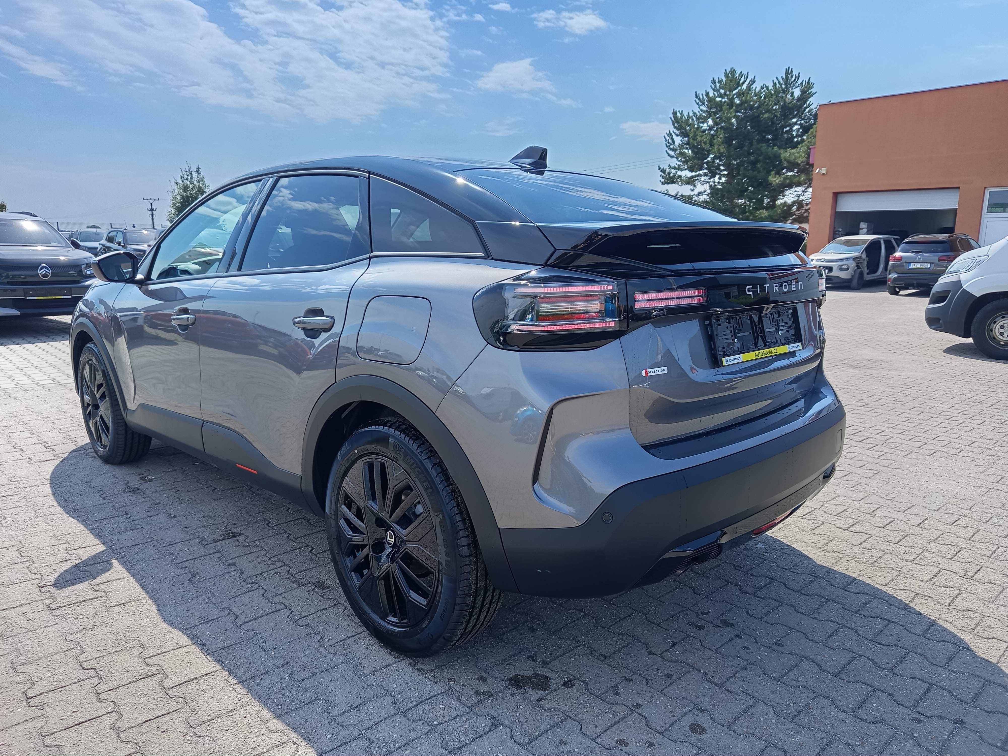 Citroën C4, Collection Hybrid 145k - fotka 3