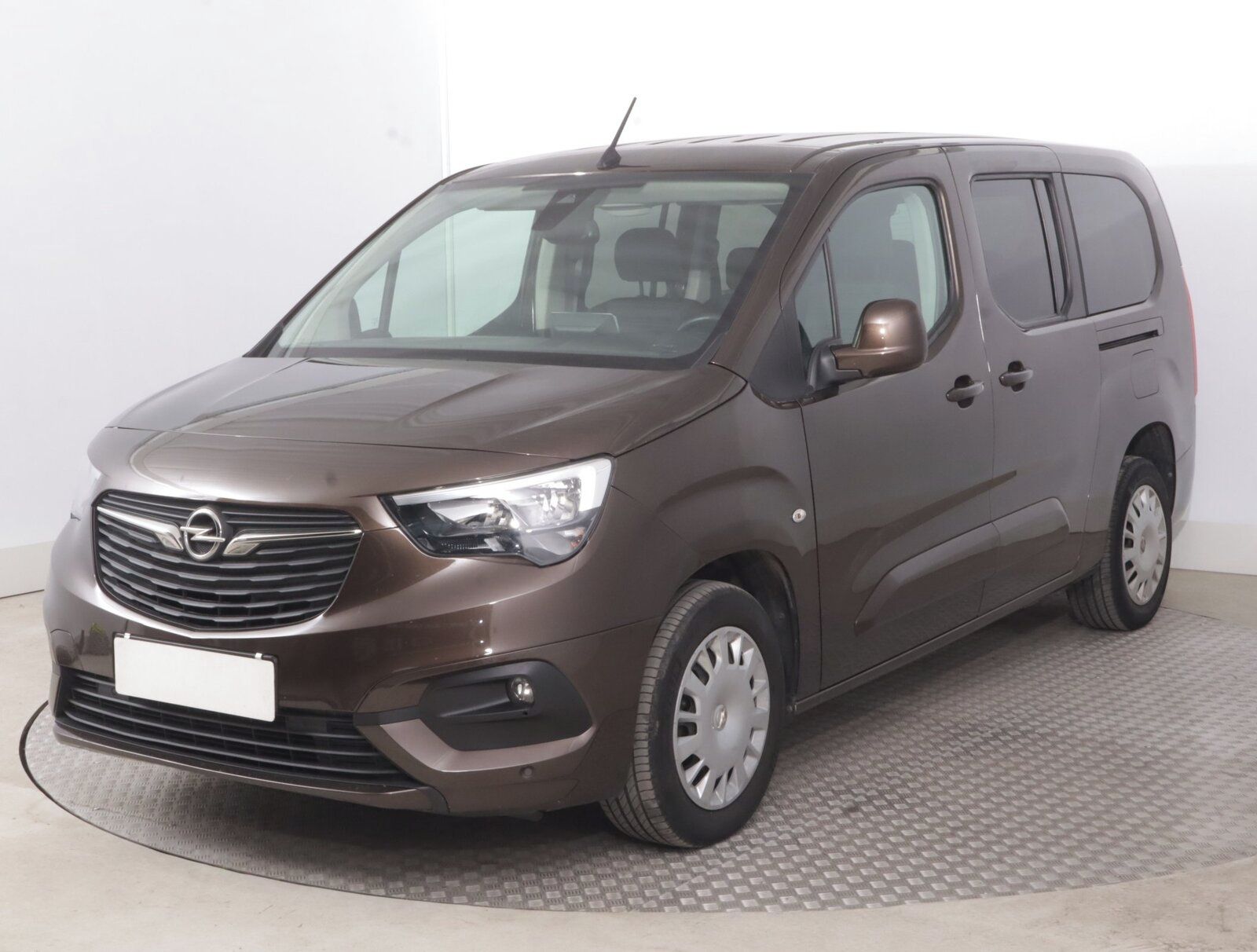 Opel Combo, Maxi 1.2 Turbo, Life, 7Míst - fotka 2
