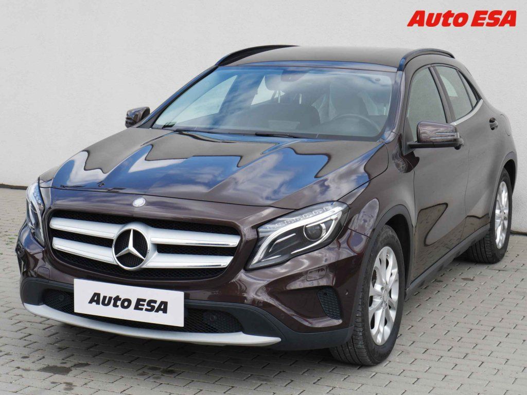 Mercedes-Benz GLA, 2.2CDi,2.maj,ČR - fotka 3