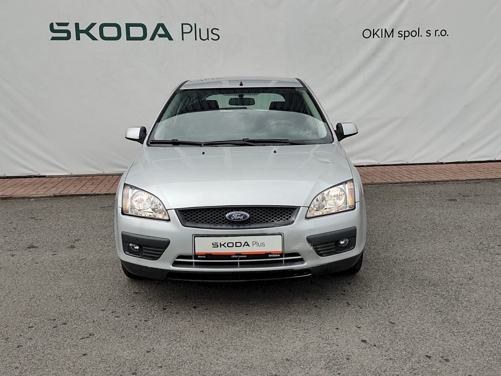 Ford Focus, 1,6 i 74 Kw Automat - fotka 4