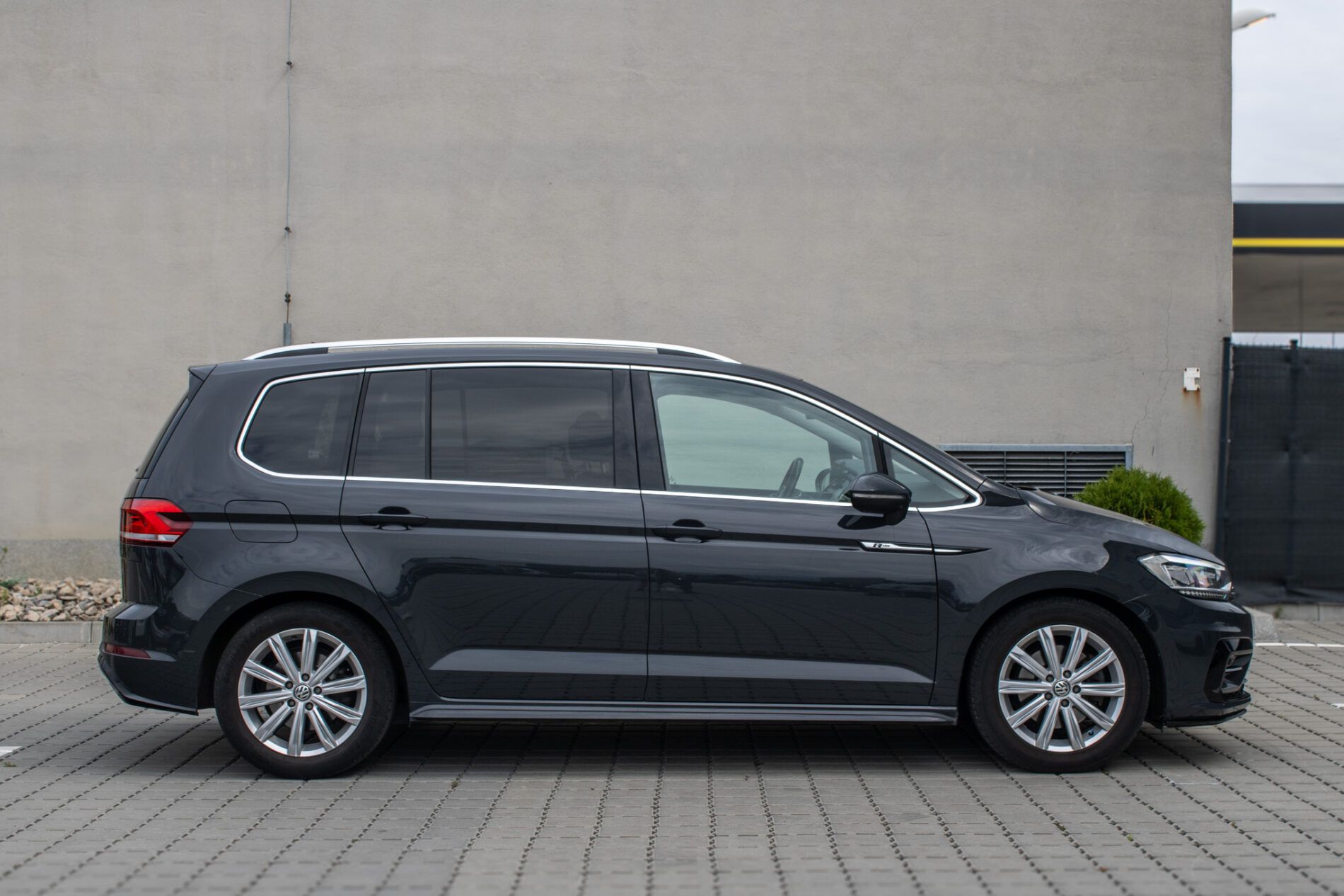 Volkswagen Touran - fotka 4