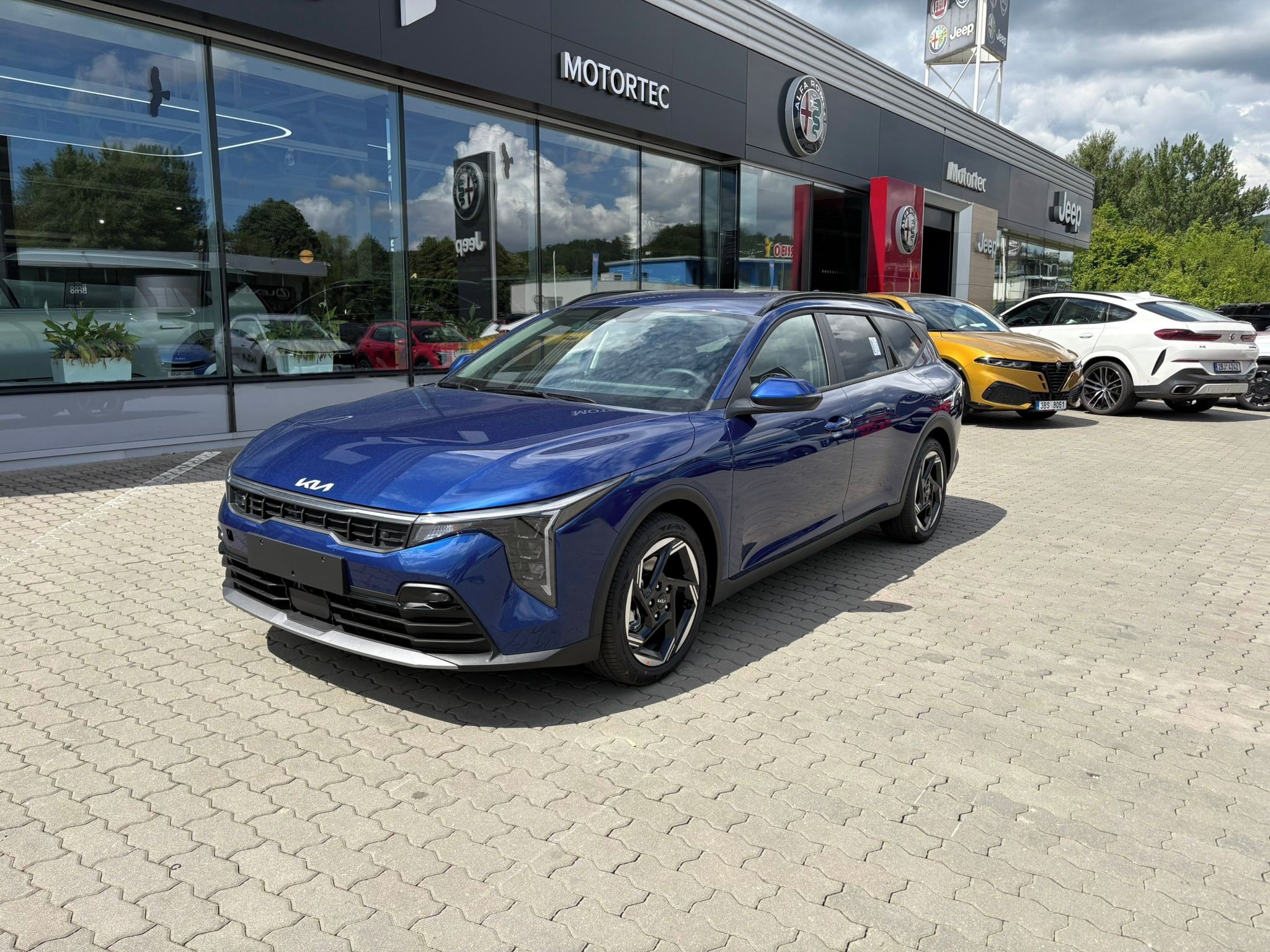 Kia K4, SW 1,6 T-GDi GPF 7DCT EXCLUSIV - fotka 3
