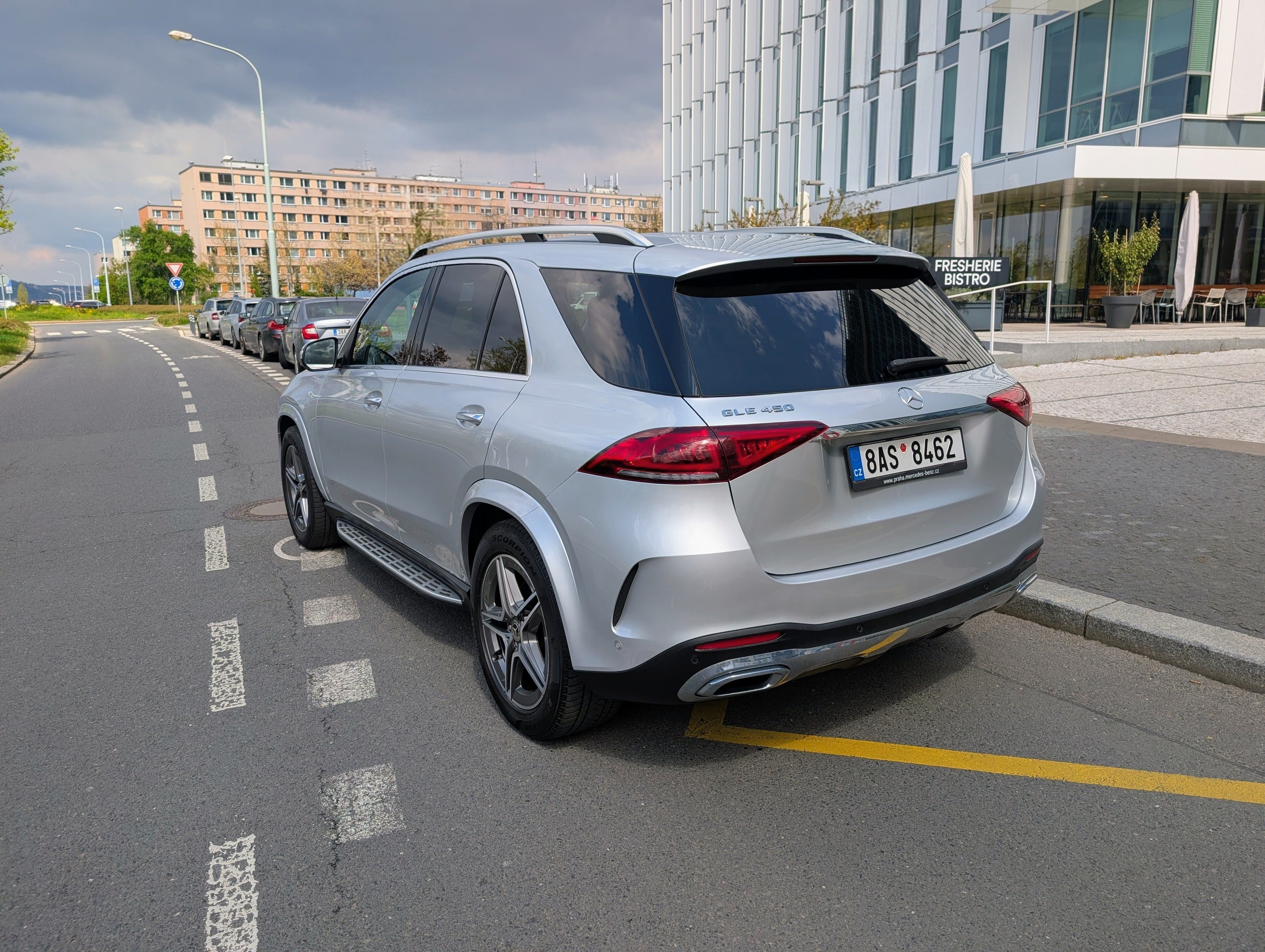 Mercedes-Benz GLE, 450 4M, AMG-LINE, TAZNE, DPH - fotka 6