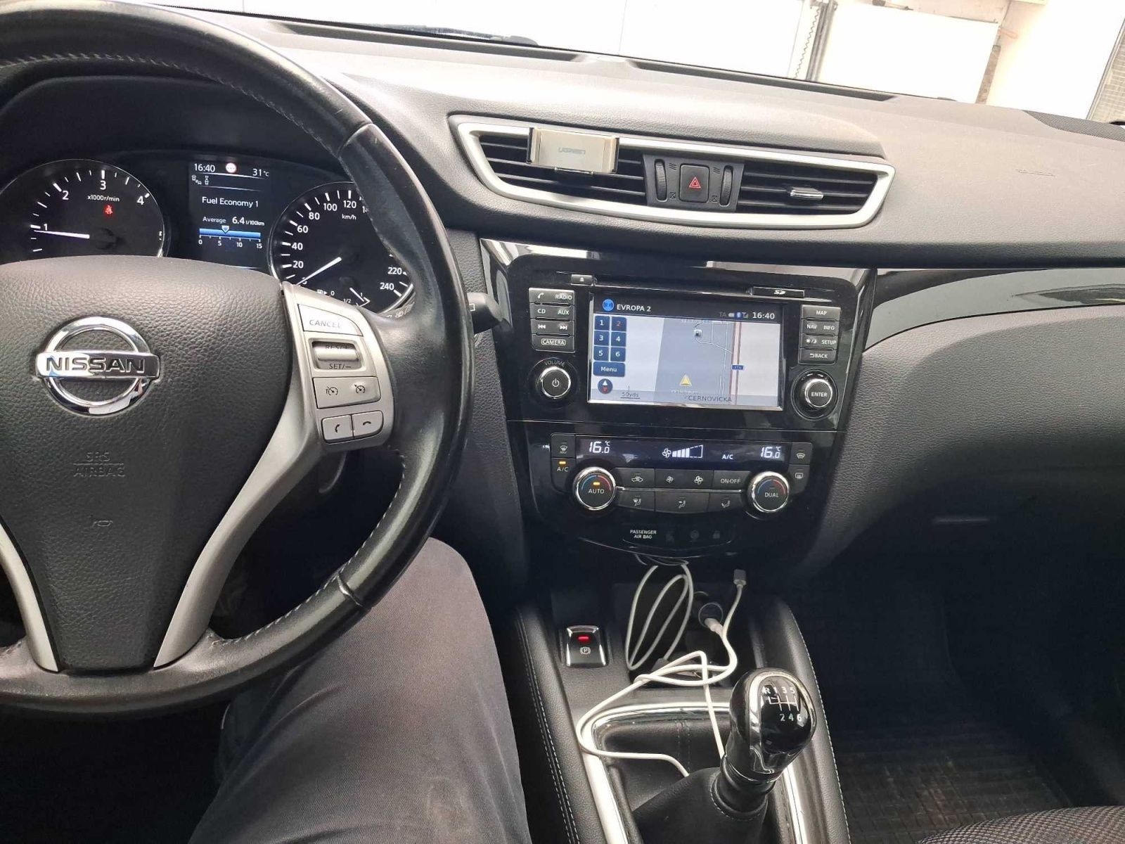 Nissan Qashqai, 1.6 dCi, Tekna, 4X4 - fotka 3
