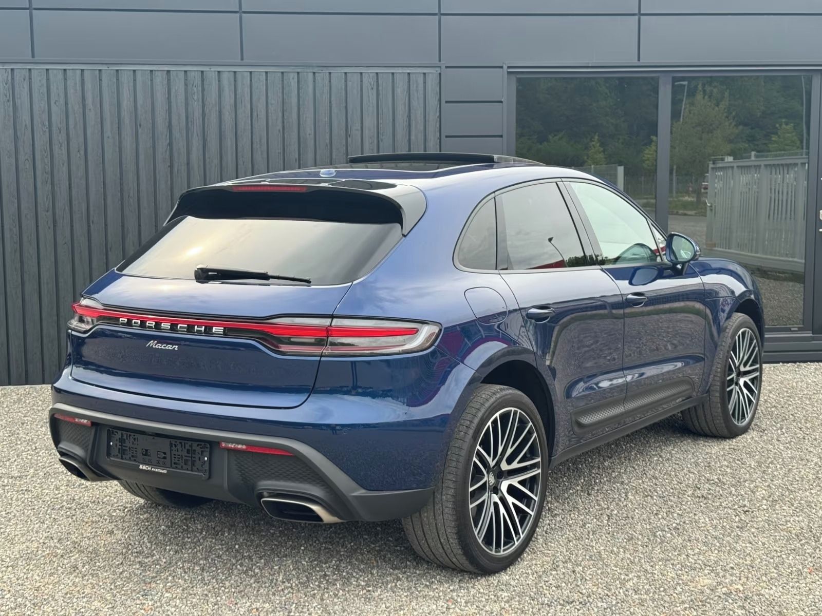 Porsche Macan, T*Kůže*360° kamera*Navi*Led* - fotka 4