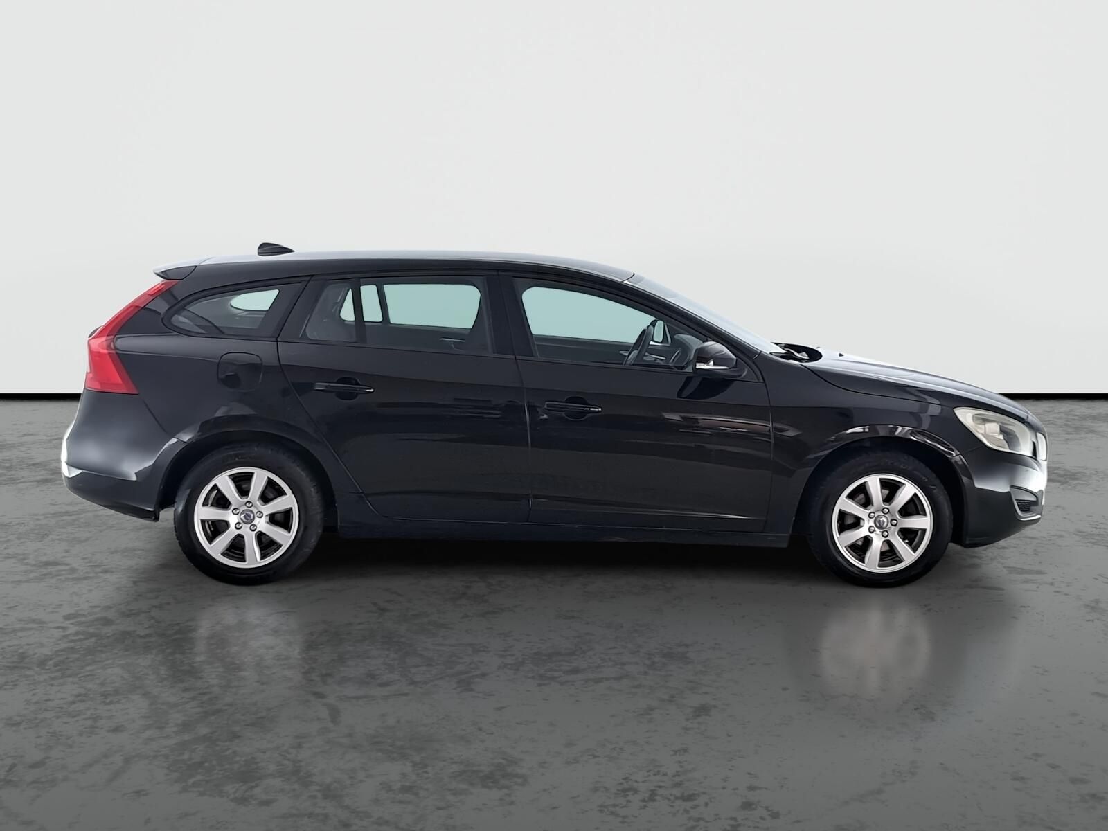 Volvo V60, D3 2.0, Automat, po STK - fotka 6