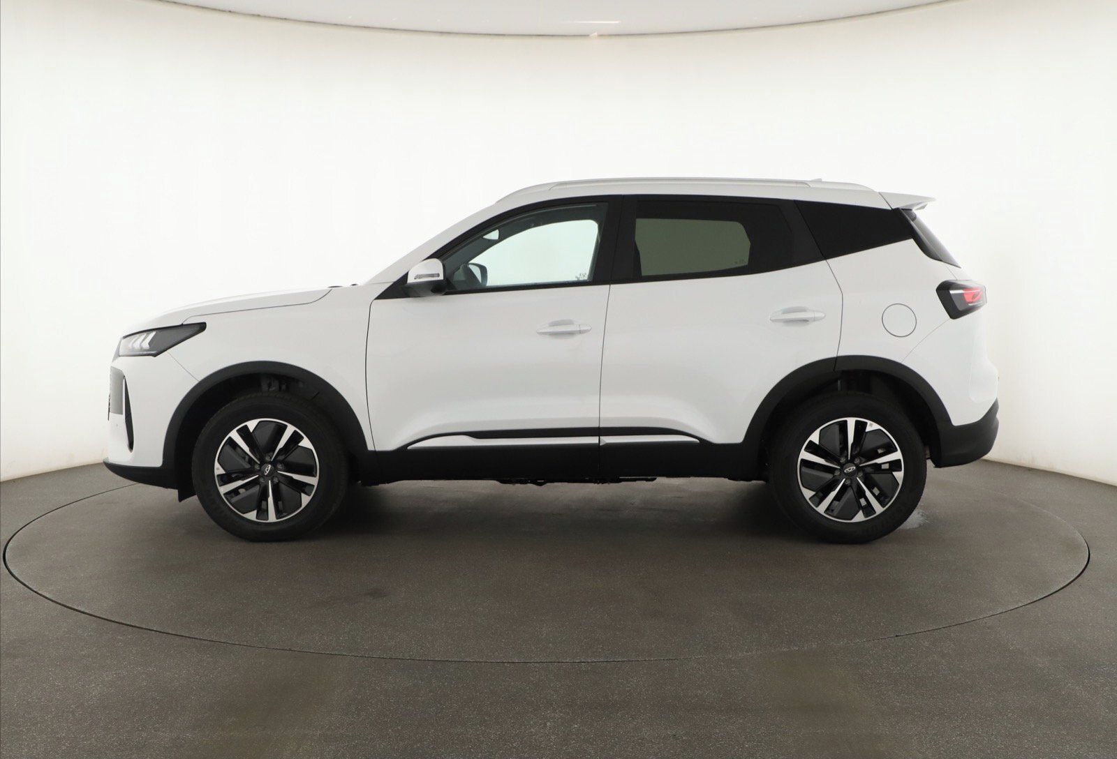 Chery Tiggo 4 HEV, 1.5 Hybrid, Unique, UNIQUE - fotka 3