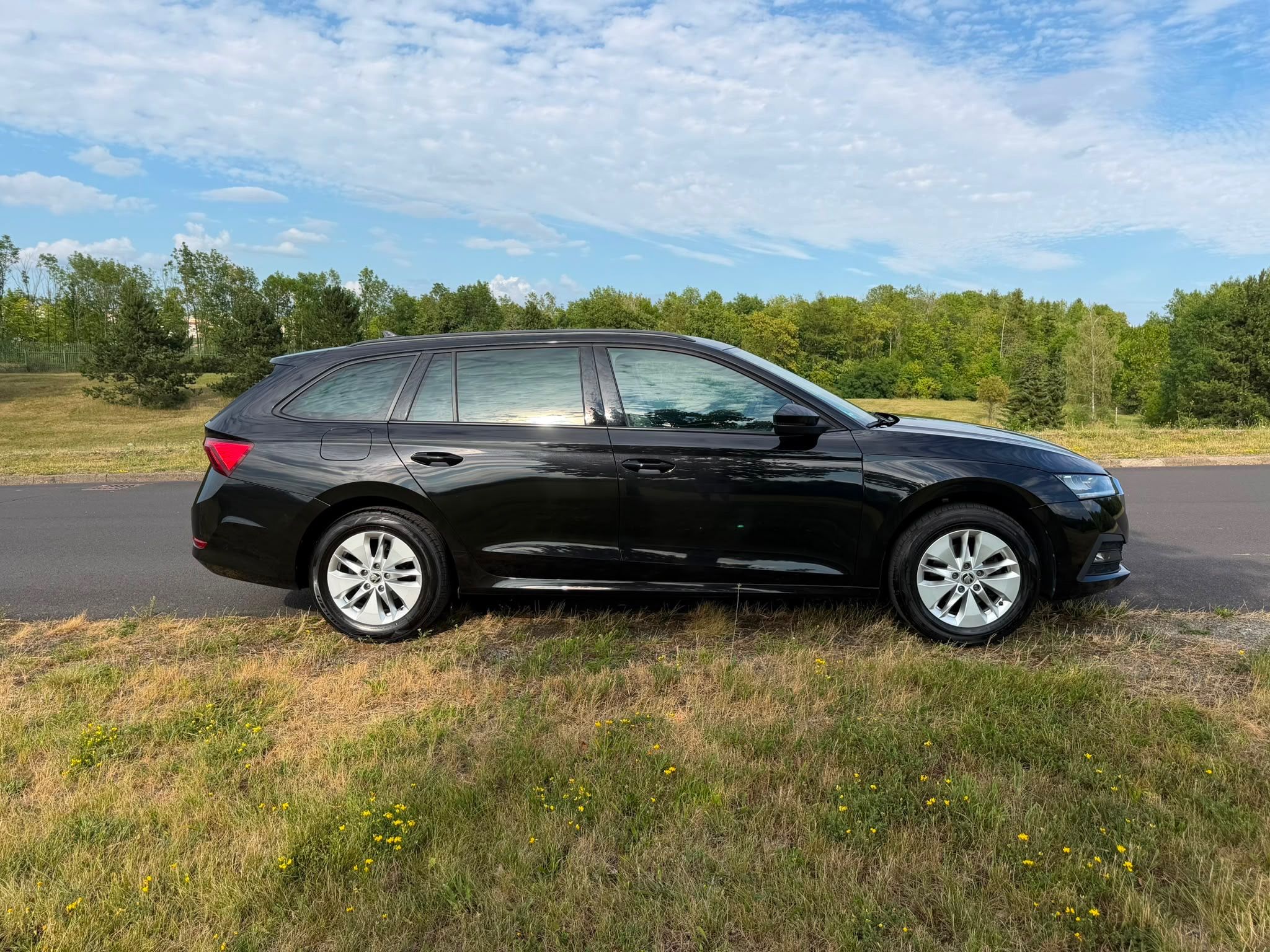 Škoda Octavia, combi 4 1.0 tsi 81kw dsg - fotka 6