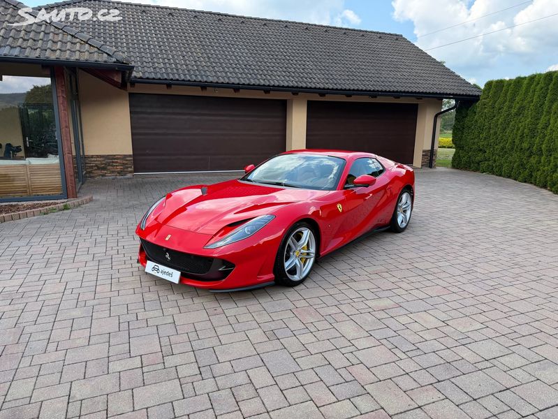 Ferrari 812, GTS/RossoCorsa/záruka