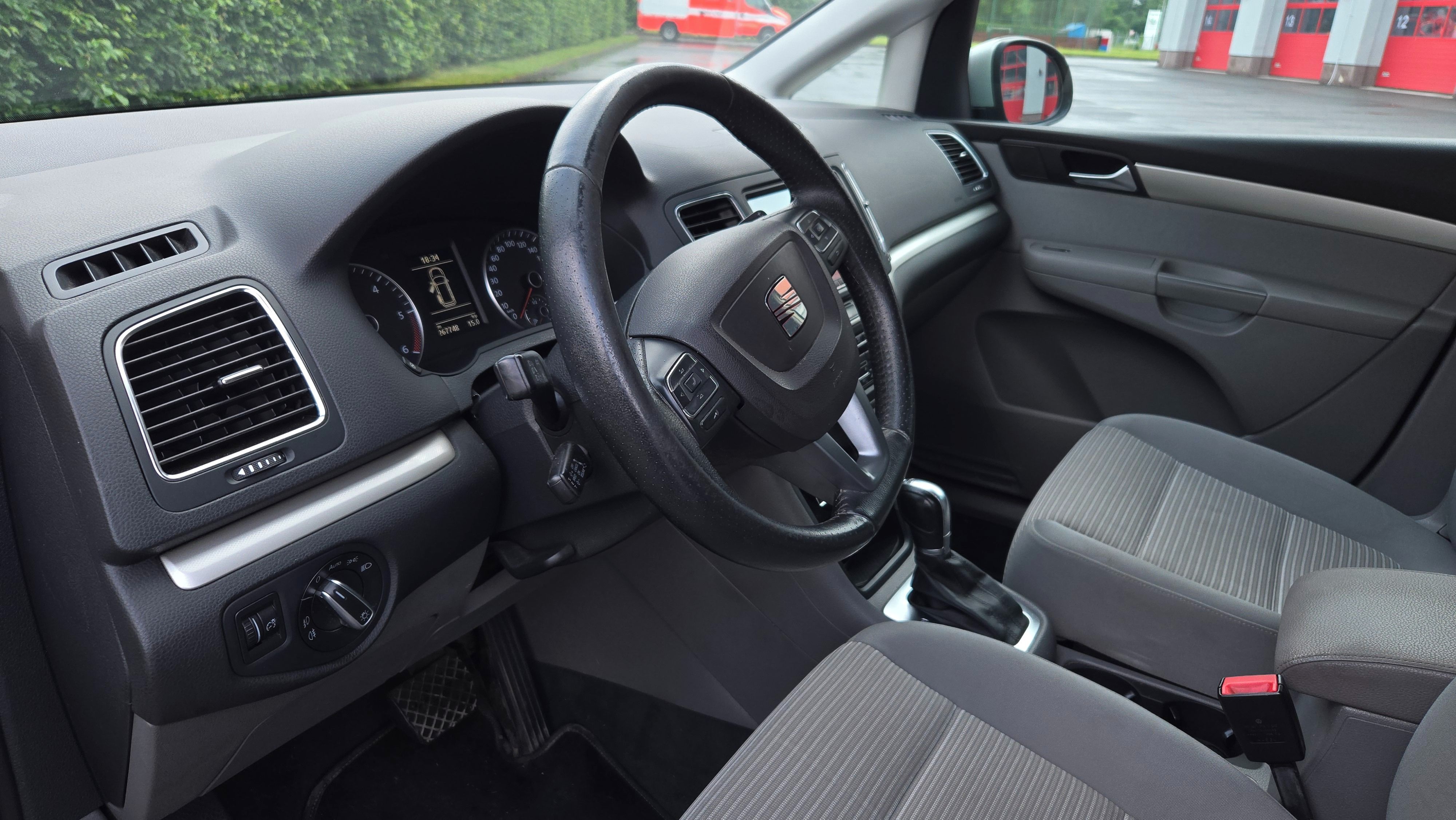 Seat Alhambra, Seat Alhambra 2,0TDI DSG 7míst - fotka 5