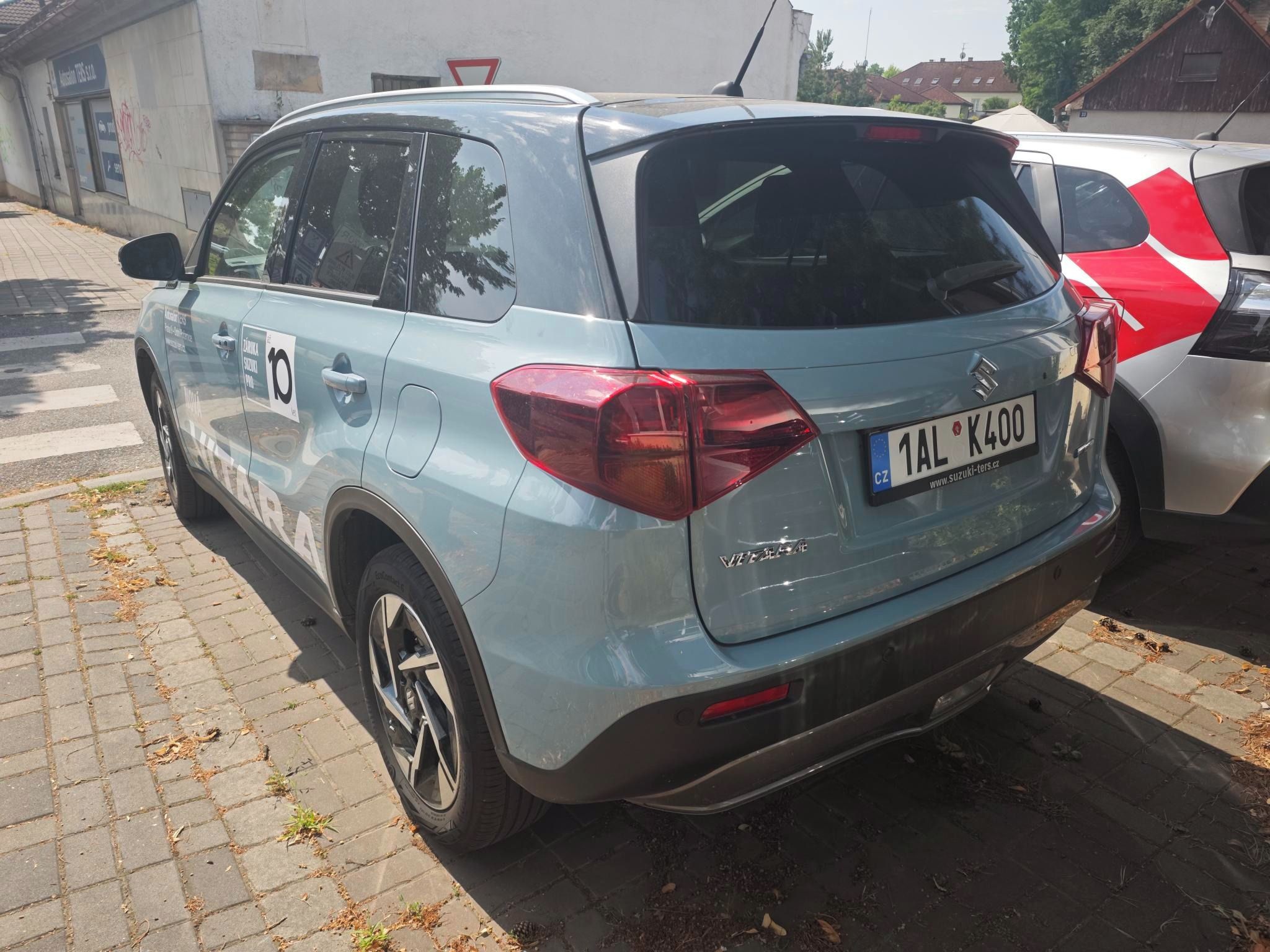 Suzuki Vitara, 1,4 BoosterJet Elegance 4x4 - fotka 4