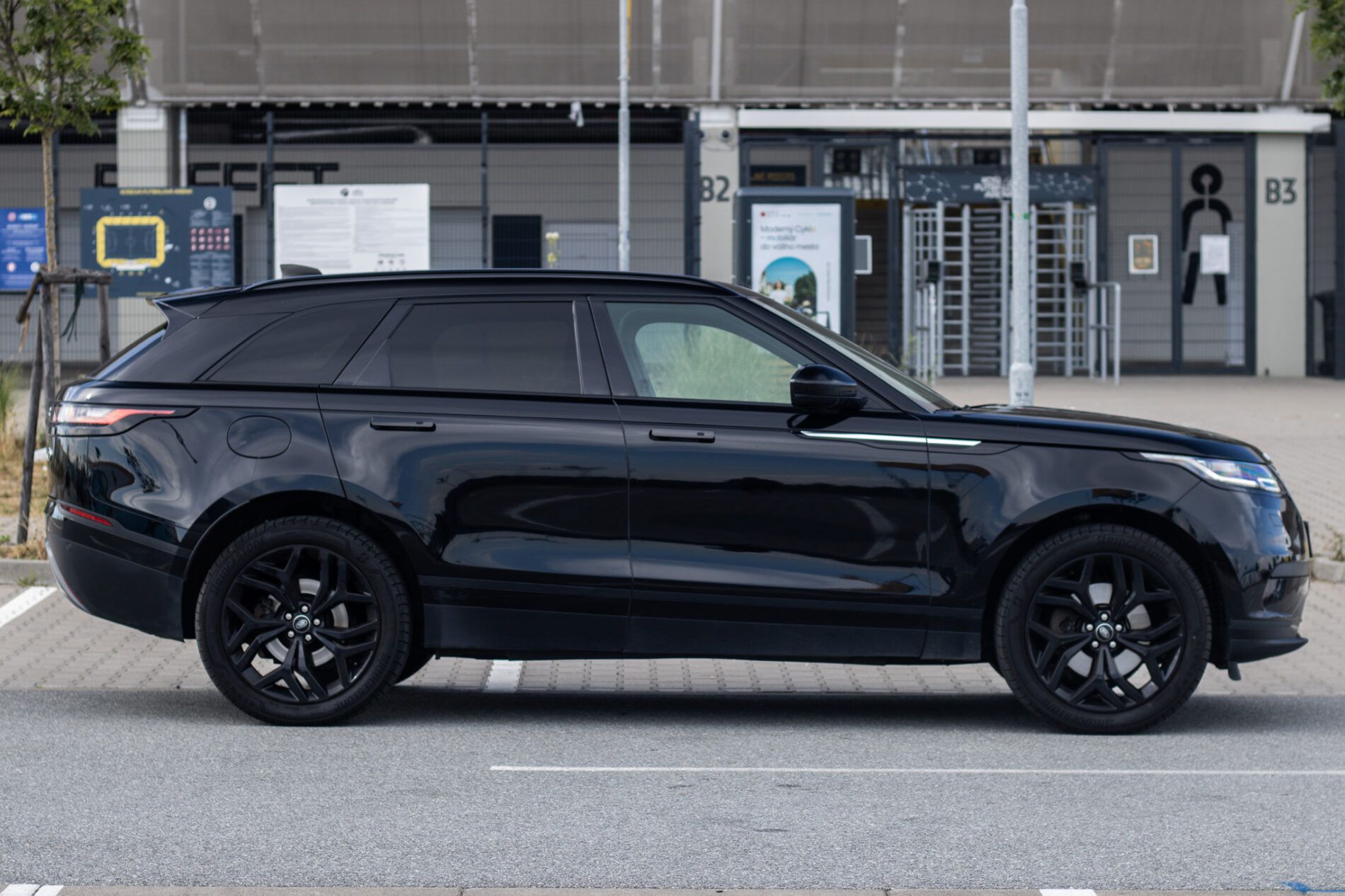 Land Rover Range Rover Velar - fotka 4