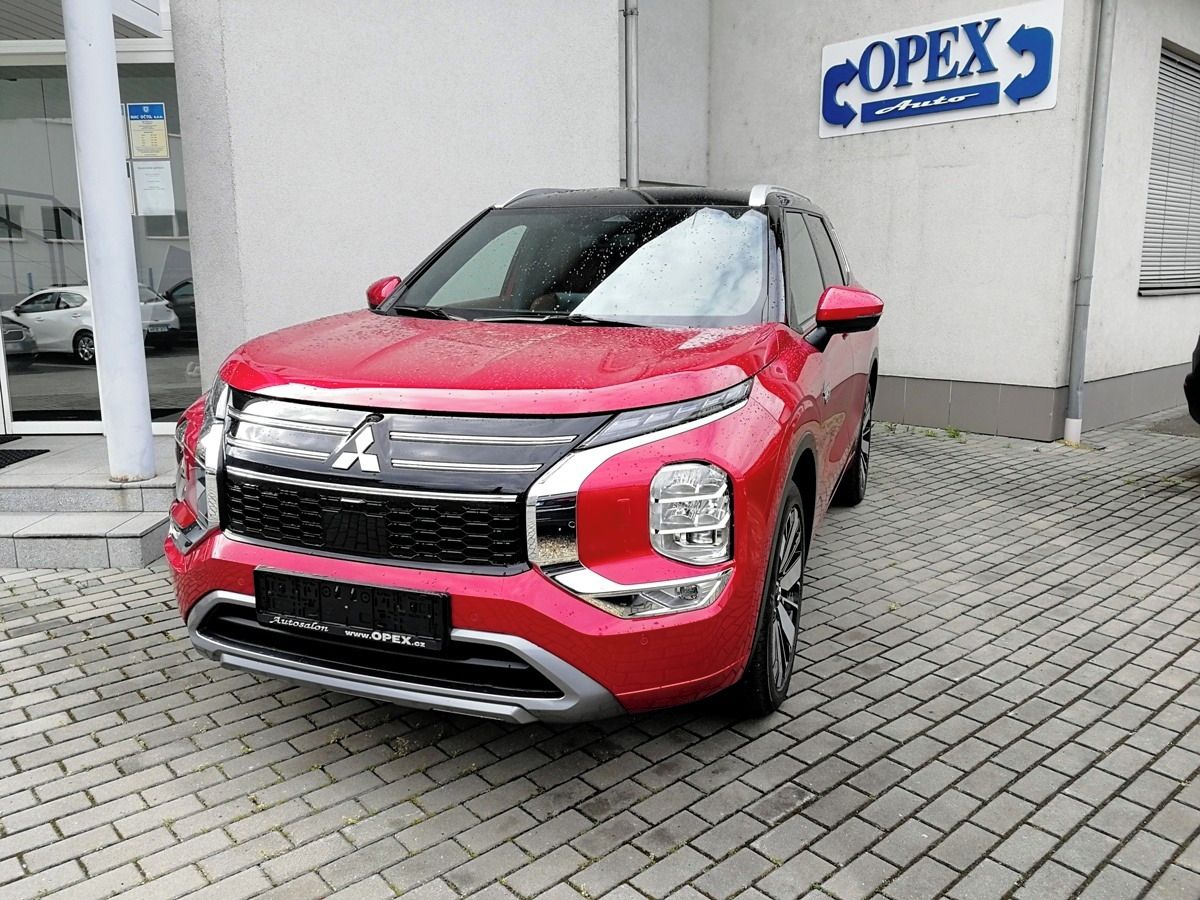 Mitsubishi Outlander, 2.4PHEV INSTYLE+ 8LET záruka - fotka 2
