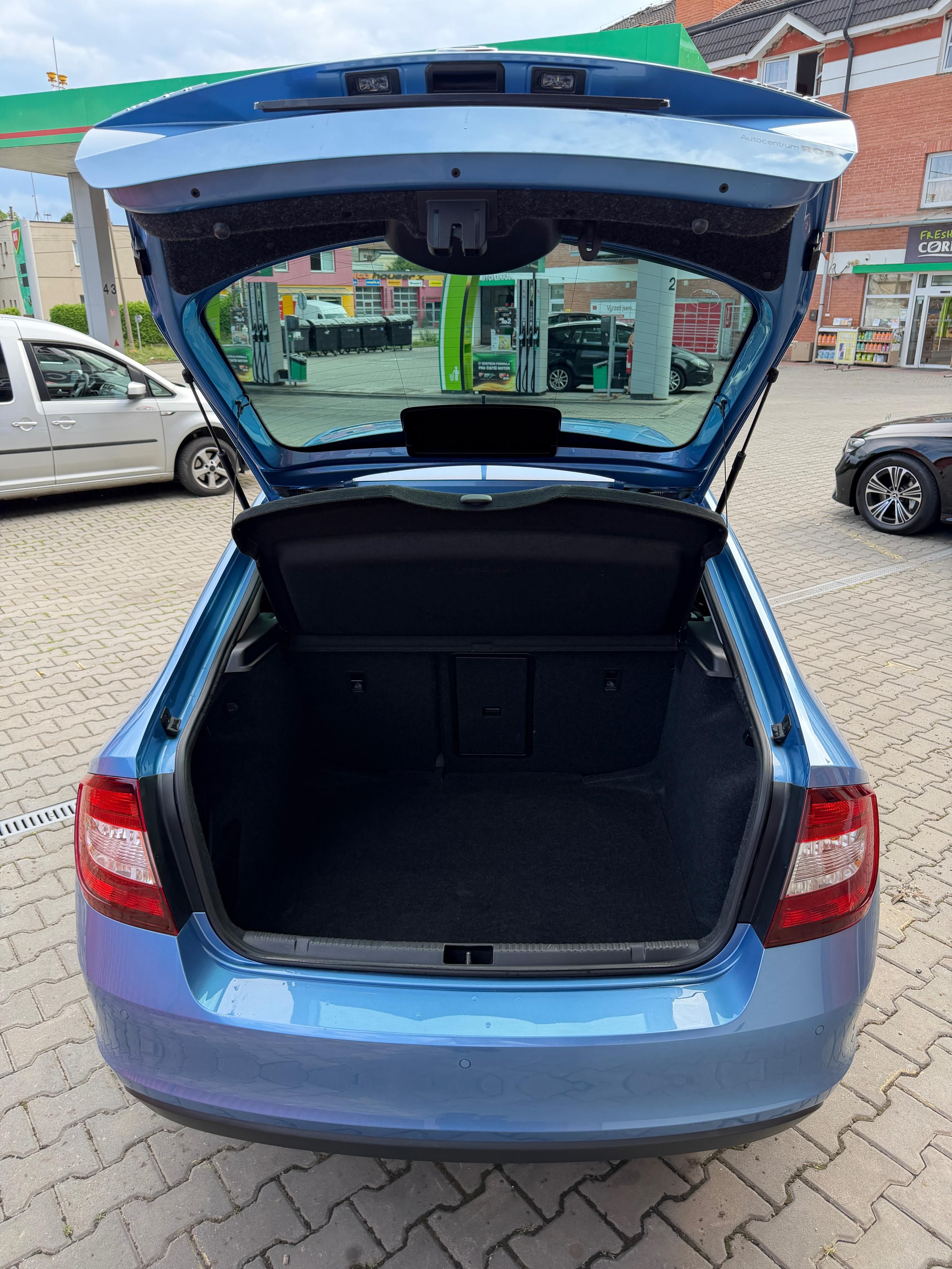 Škoda Rapid, STYLE 1.0 TSI 81KW 6st. MAN. - fotka 6