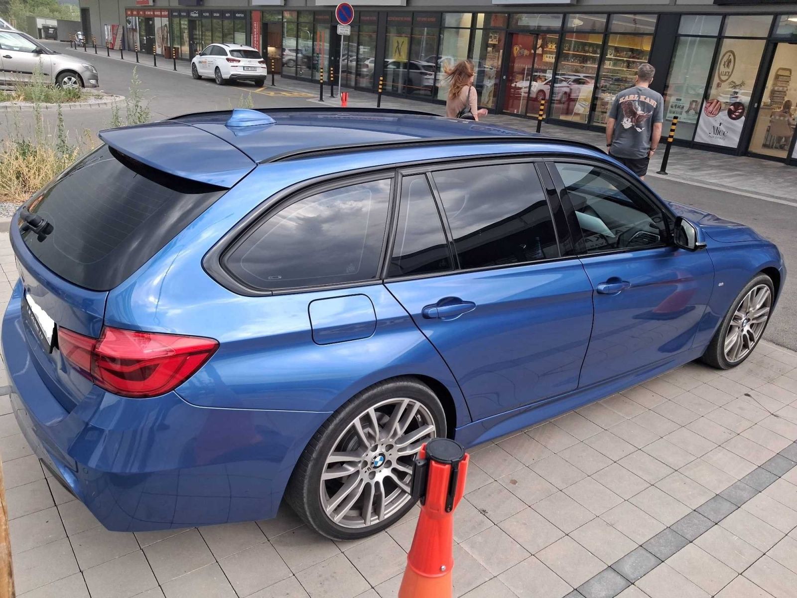 BMW Řada 3, 320 d, M Sport, 4X4, Automat - fotka 2