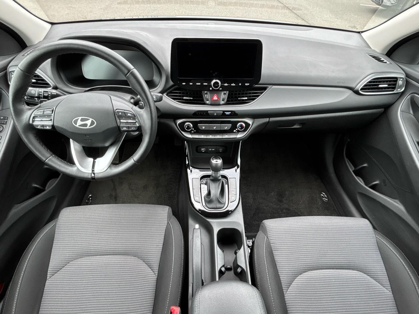 Hyundai i30, 1.5 T-GDI / 103 kW MHEV Smart - fotka 5