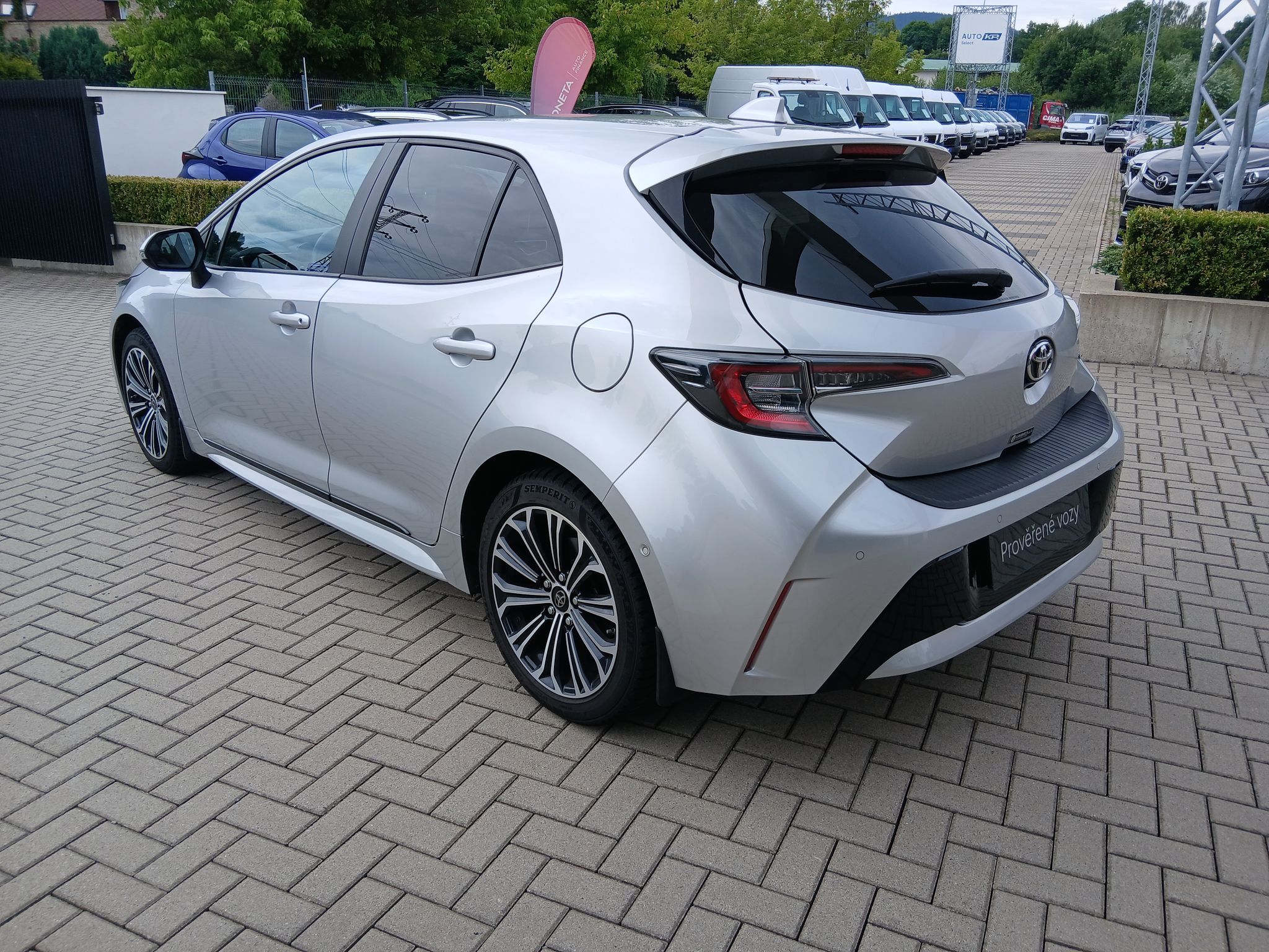 Toyota Corolla, 1.2 Turbo 85kW Style Tech - fotka 4