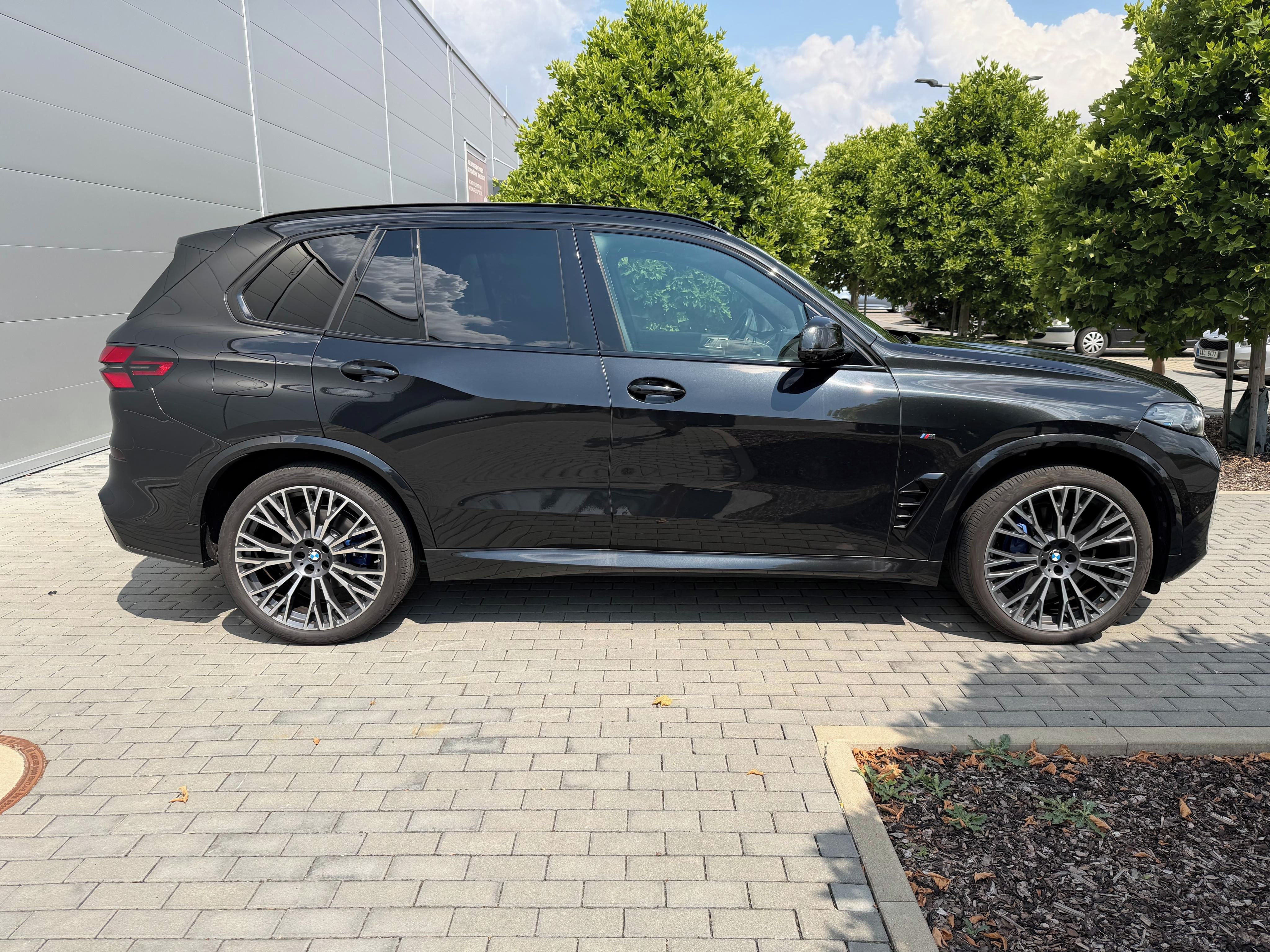 BMW X5 - fotka 4