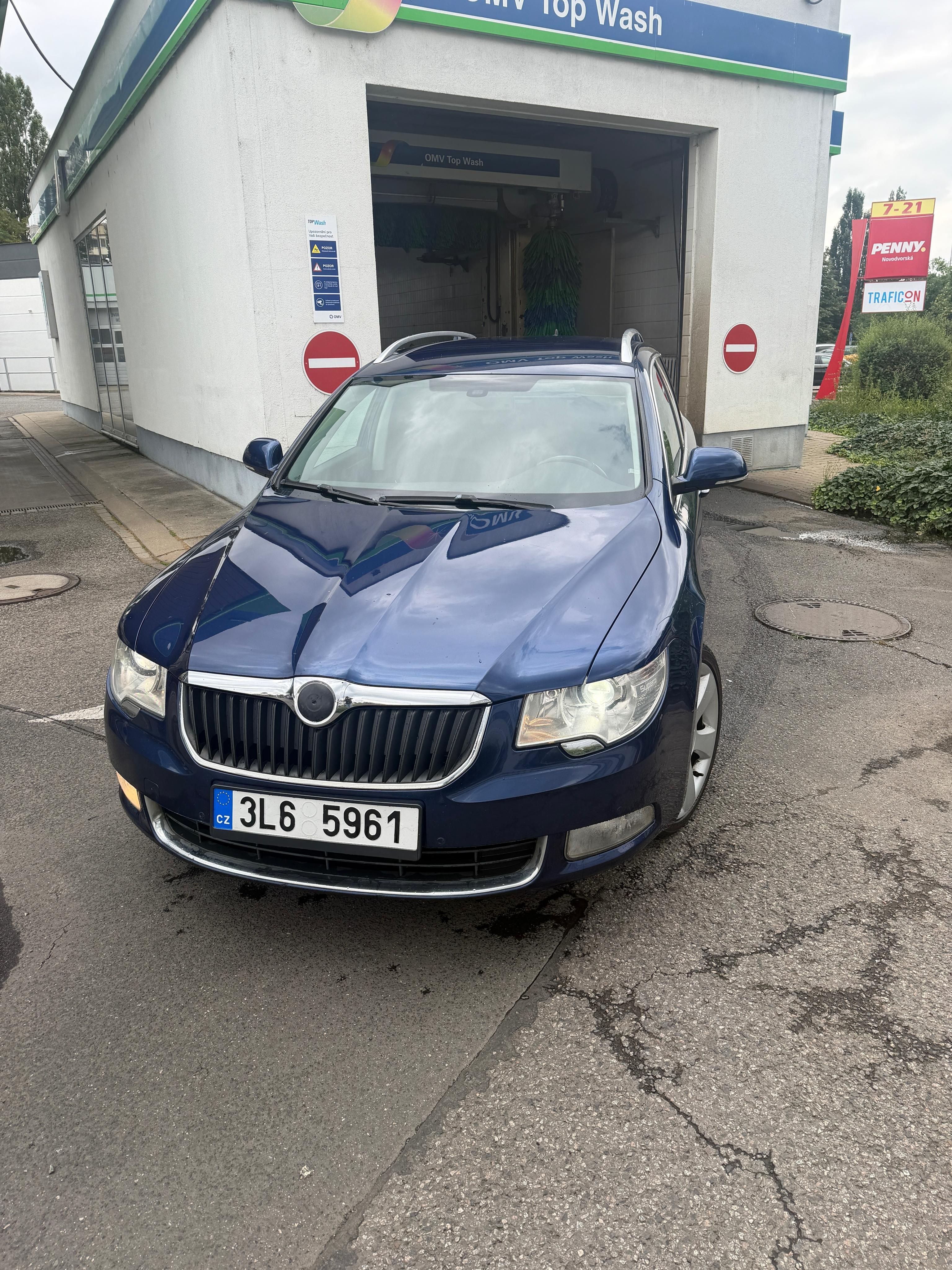 Škoda Superb, 3,6 benzin automat,top vzhled