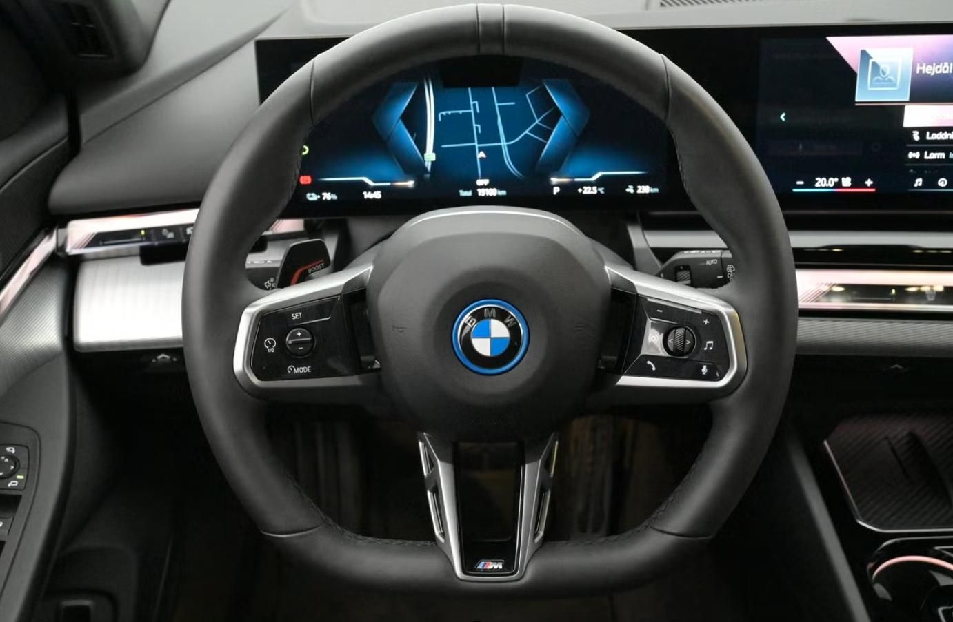BMW i5, xDrive40 Touring M SoH 93% Kam - fotka 6