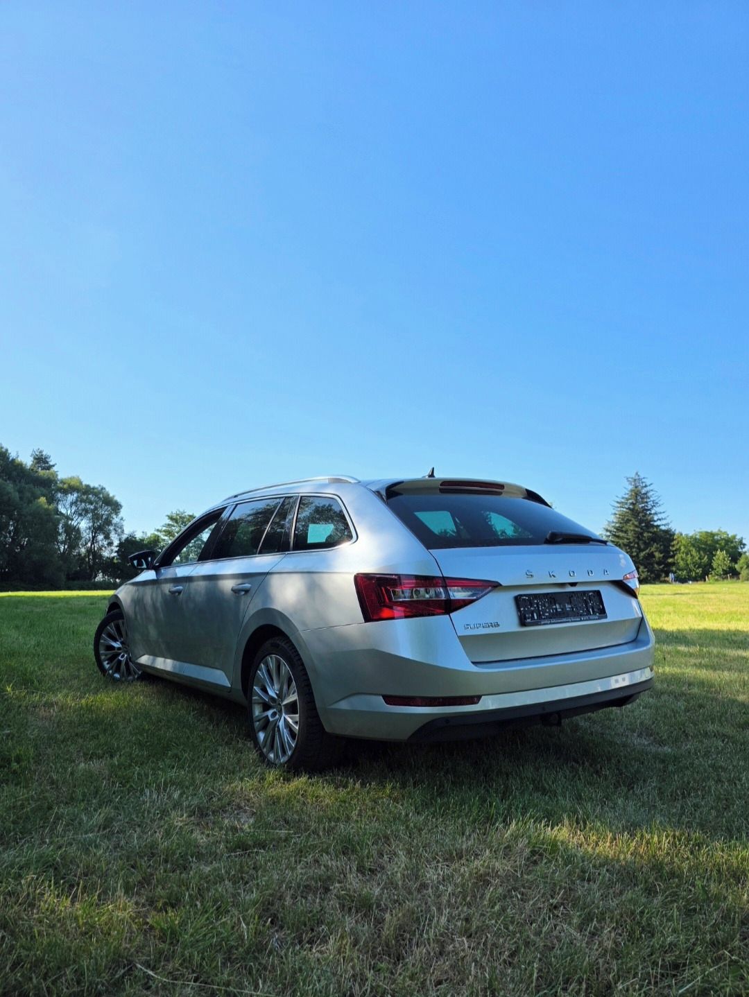 Škoda Superb, 2.0 TDI 110 kW DSG - fotka 3
