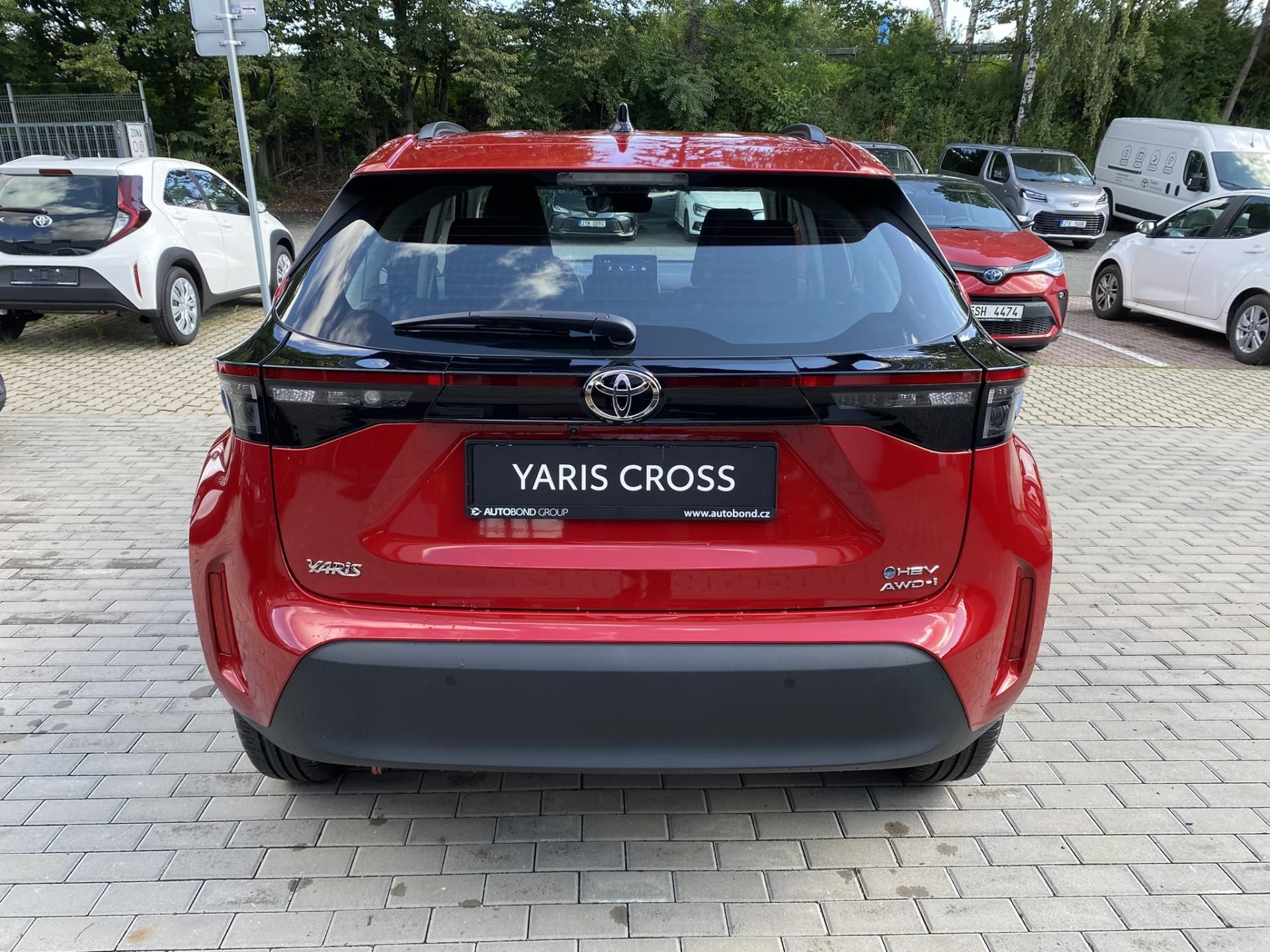 Toyota Yaris Cross, 1.5 HEV 4x4 130k Comfort - fotka 5