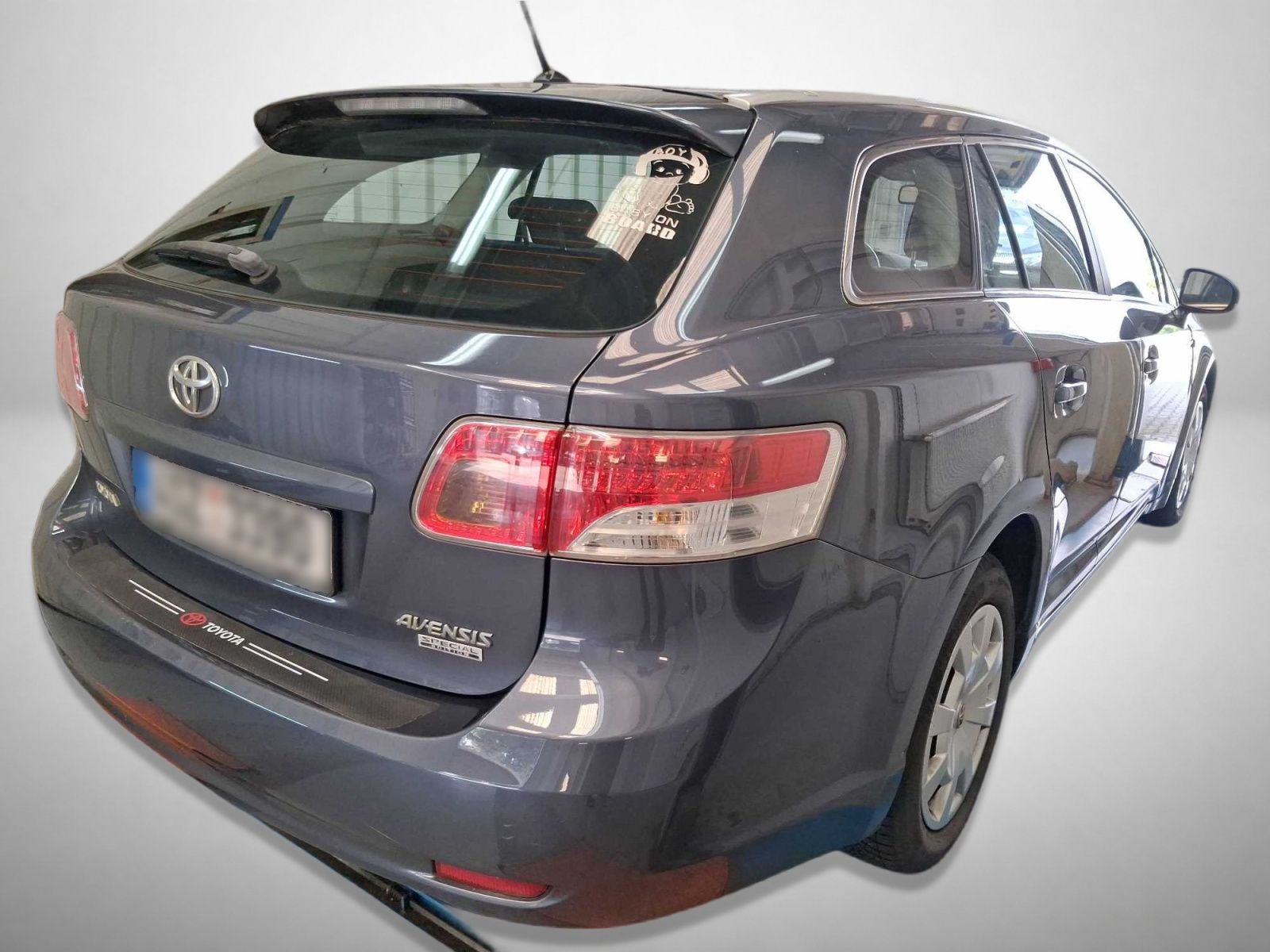 Toyota Avensis, 1.8 Valvematic, Serv.kniha - fotka 2