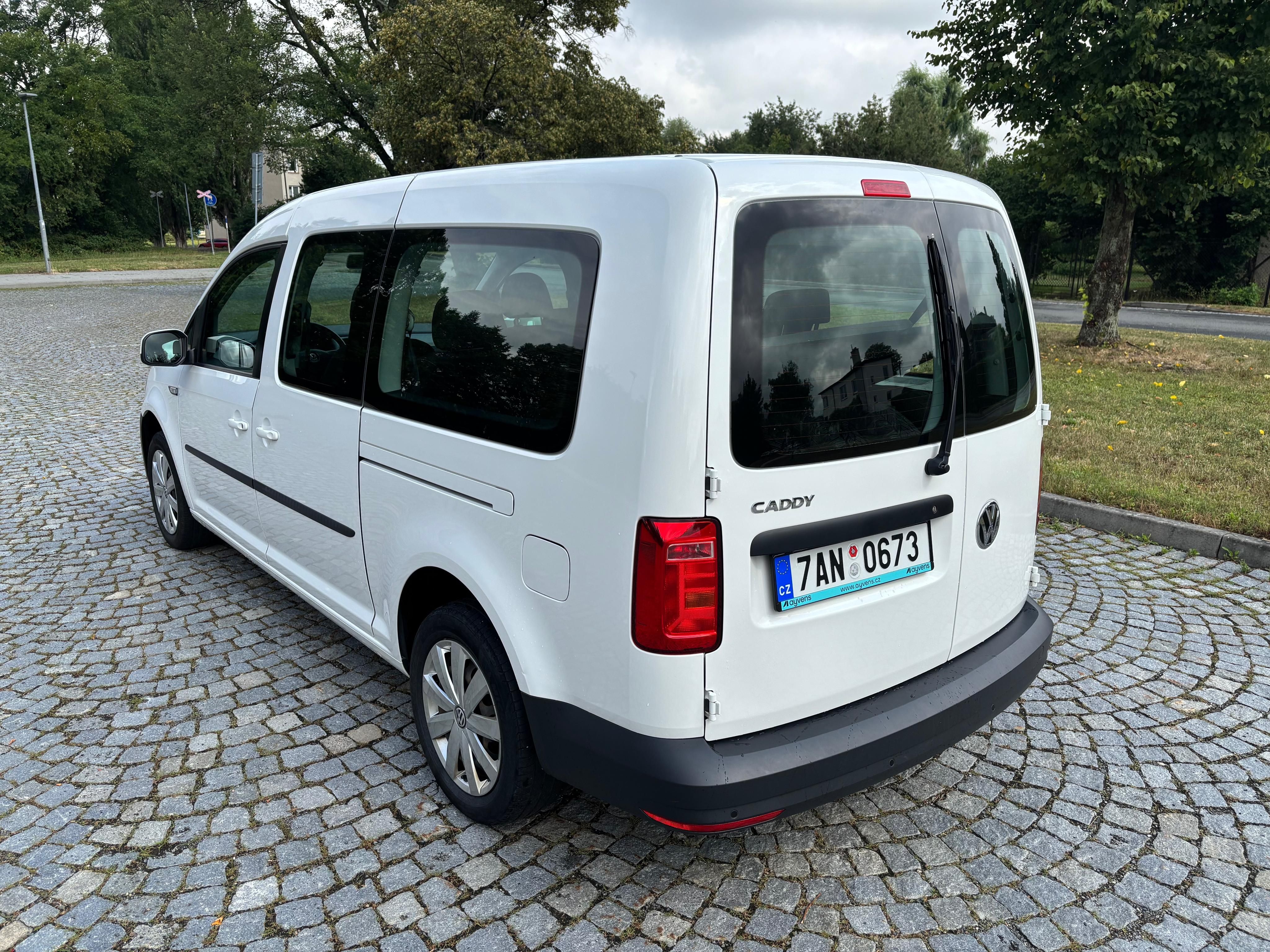 Volkswagen Caddy, 1.4 TSi 96kw Maxi 7.Míst - fotka 4