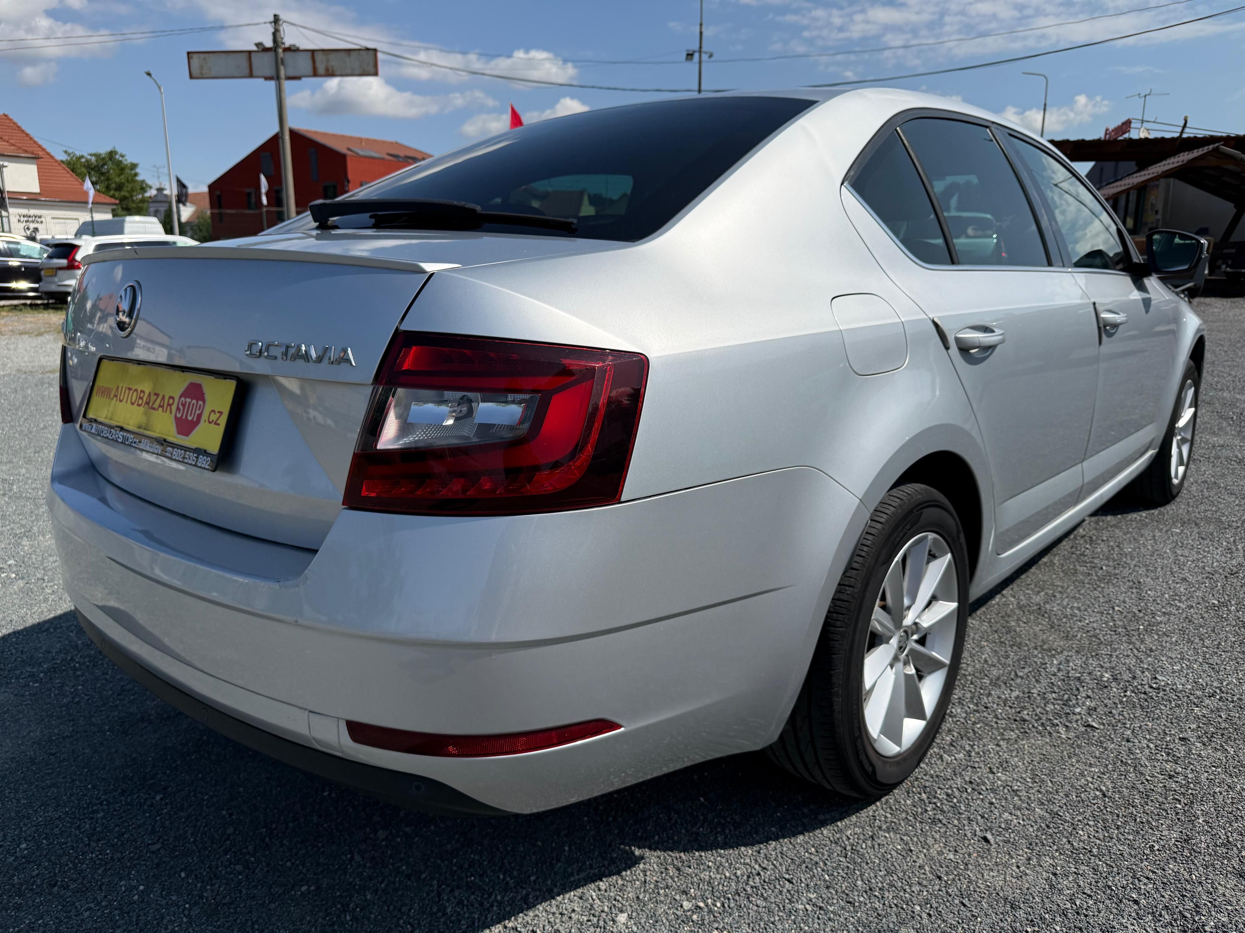 Škoda Octavia, 1.8 TSI 132kW 1.MAJ, CZ - fotka 6