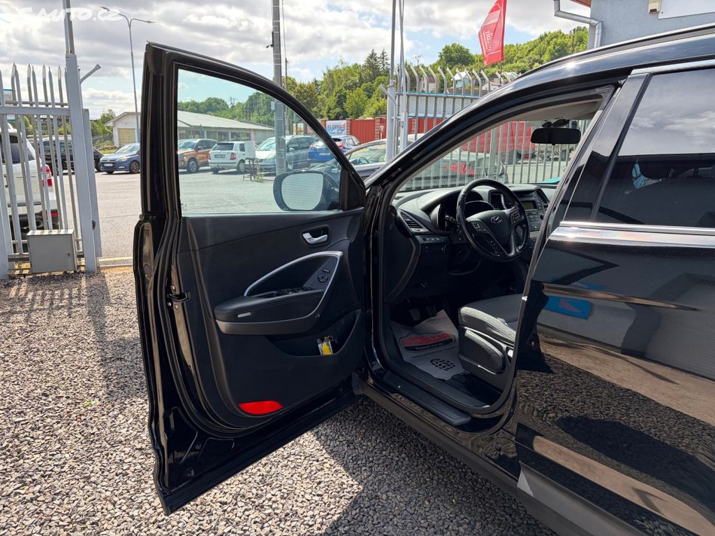 Hyundai Santa Fe, 2,2 CRDi 145kW, 4×4, ZACHOVALÉ