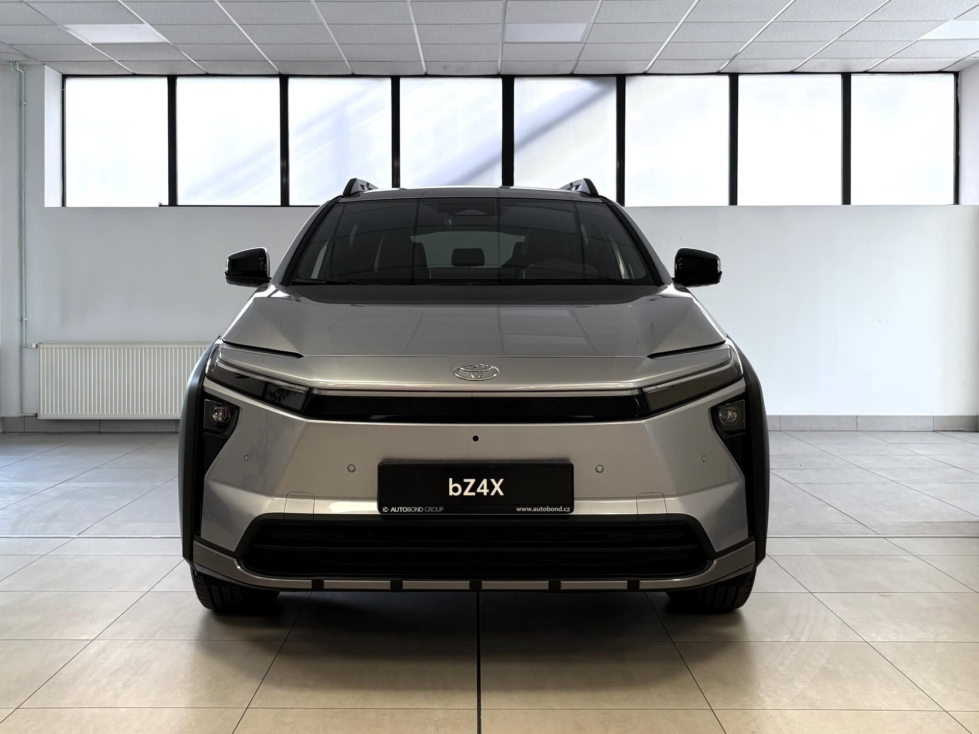 Toyota bZ4X, Style, 74,7 kWh 4x4 - fotka 2