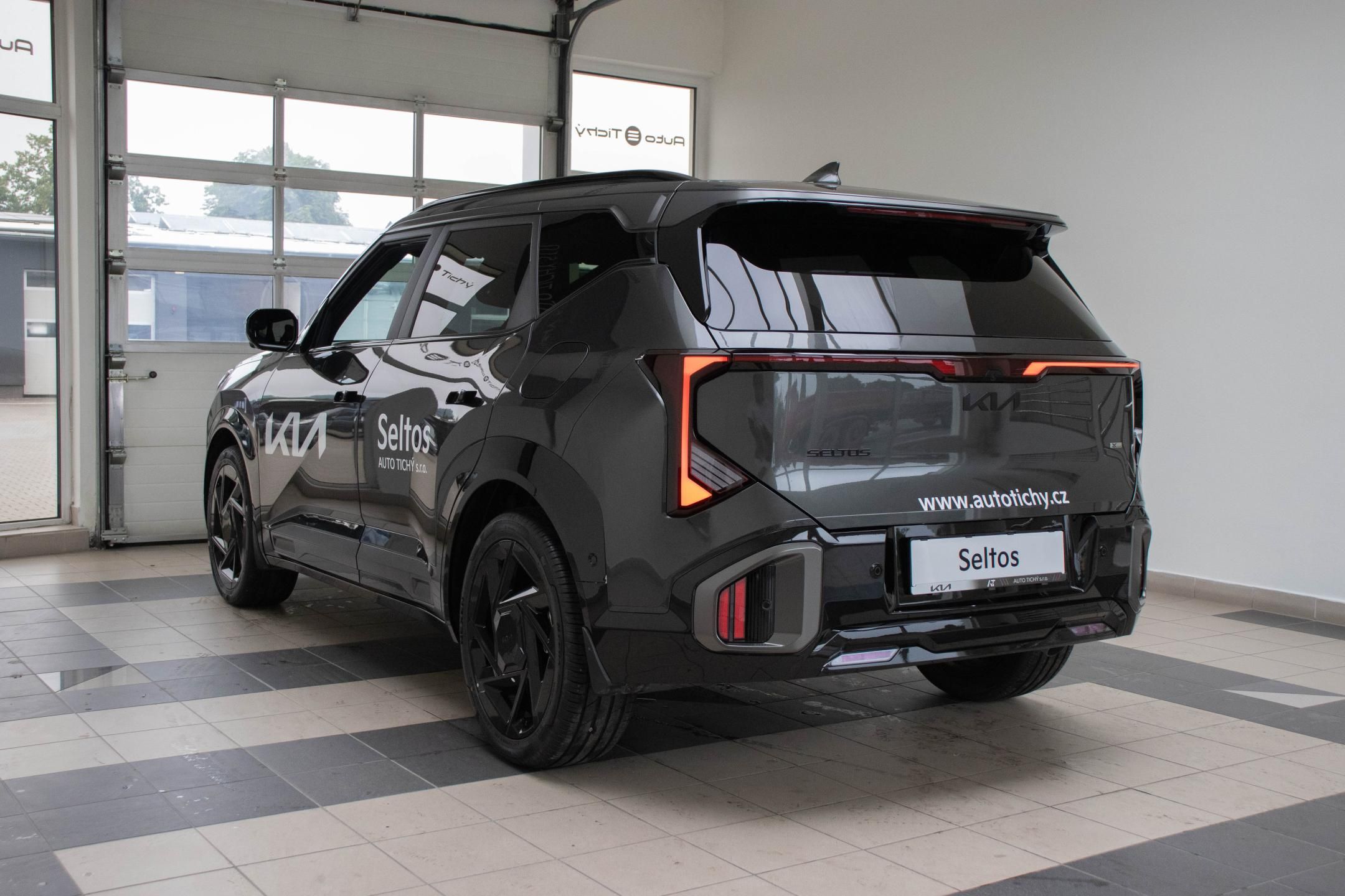 Kia Seltos, 1,6 T-GDi GPF 4x2 7DCT X-LINE - fotka 6