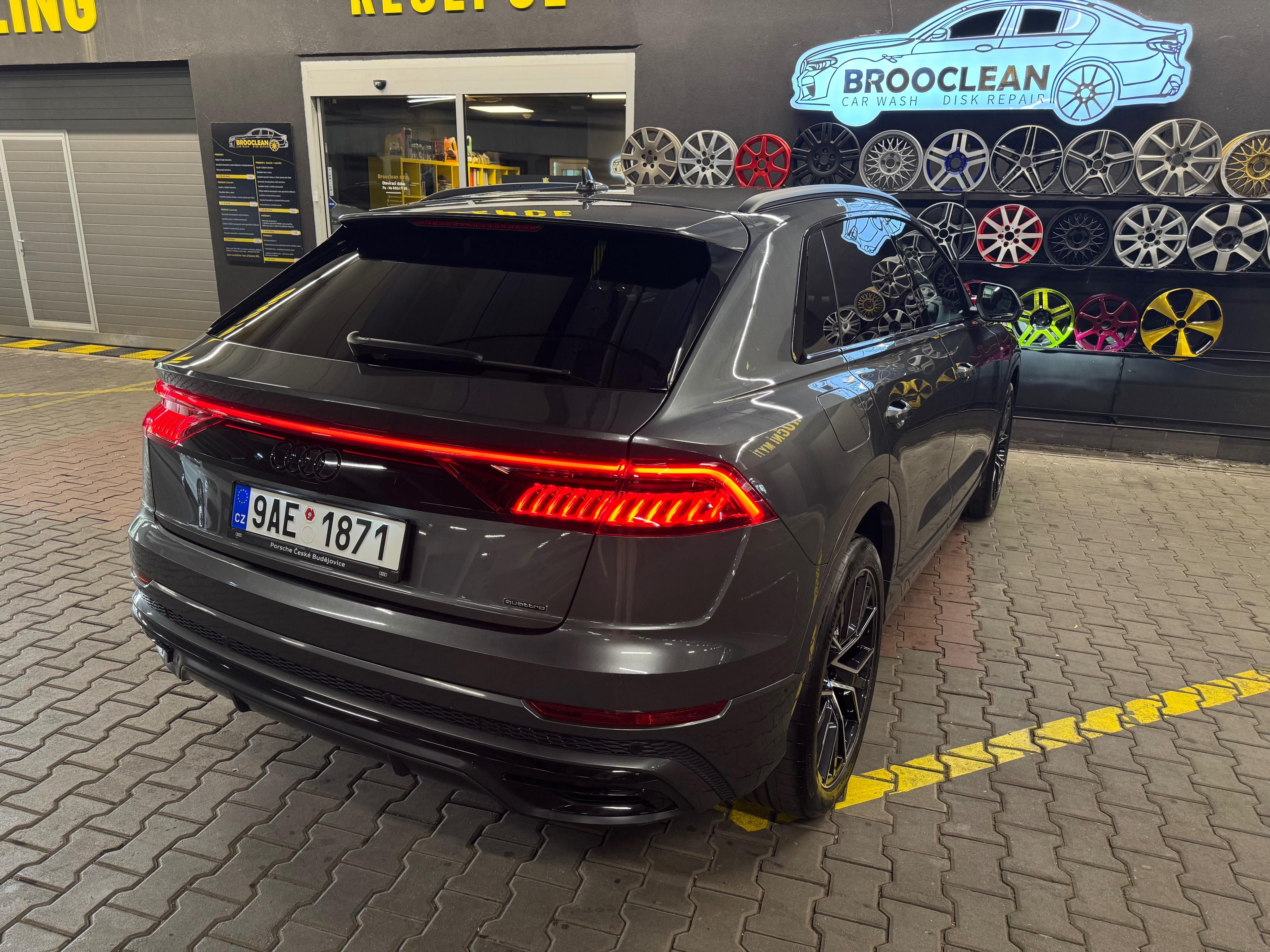 Audi Q8, 50 TDI 210kW S-Line ČR DPH - fotka 6