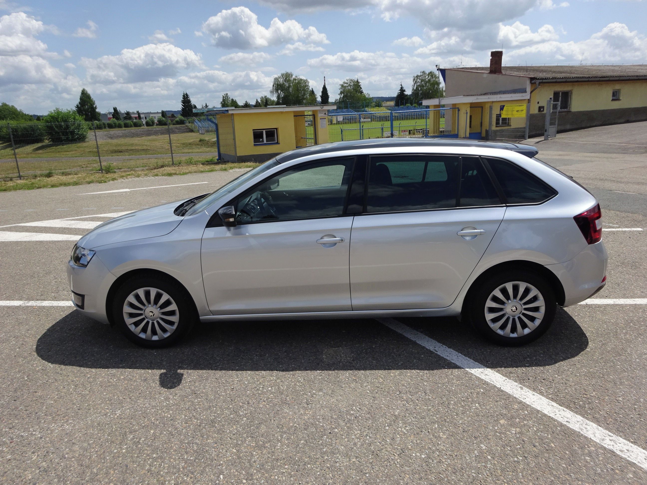 Škoda Rapid, 1.2 TSI (81 KW) 6 rychlostí - fotka 2