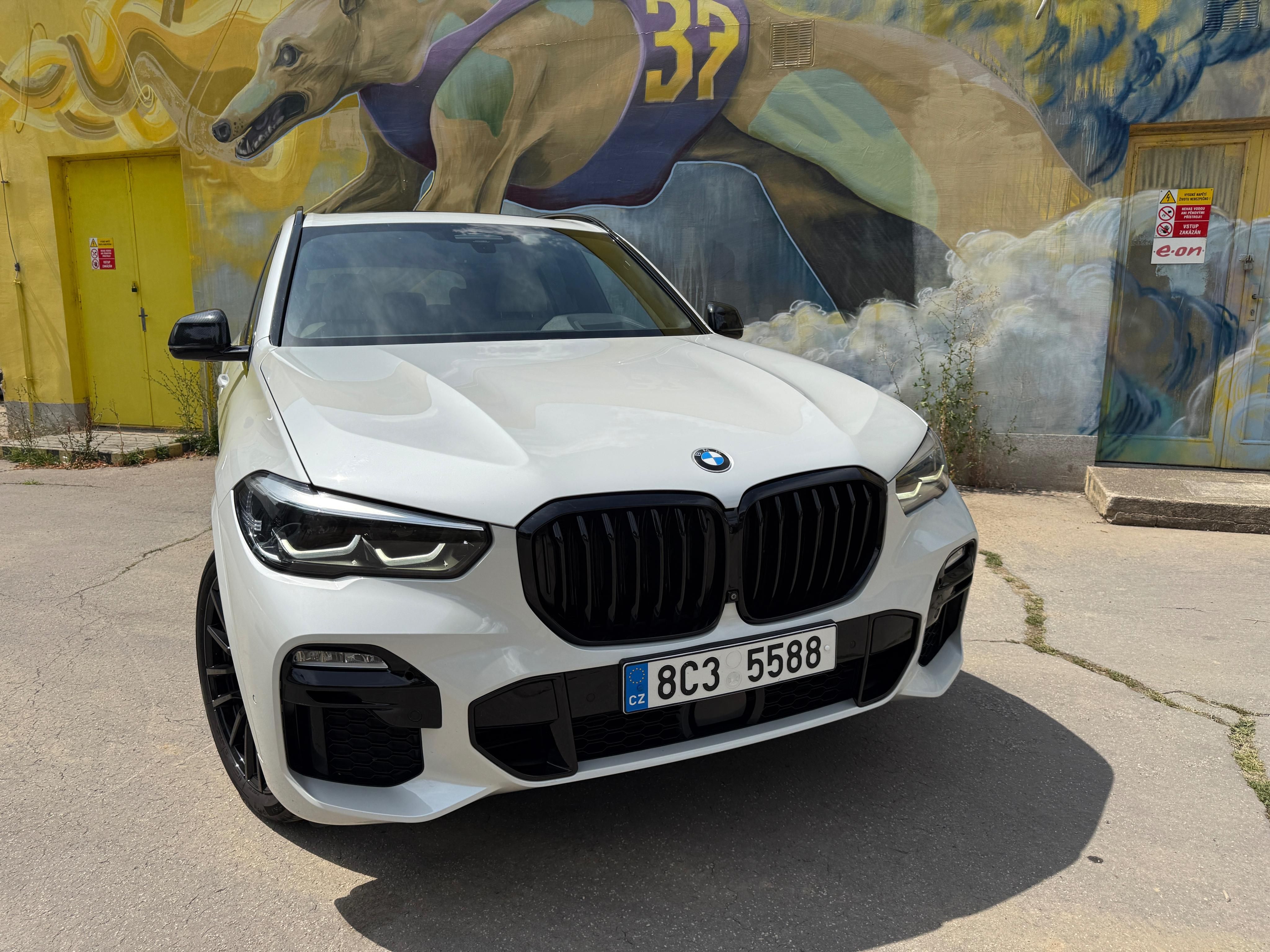 BMW X5, Vzduch, Max výbava - fotka 2