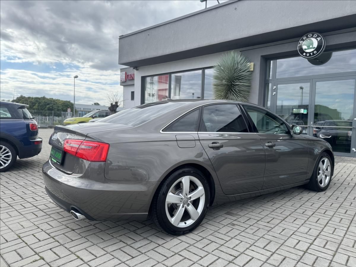 Audi A6, 3,0 TDI 180kW QUATTRO  LED VZD - fotka 6